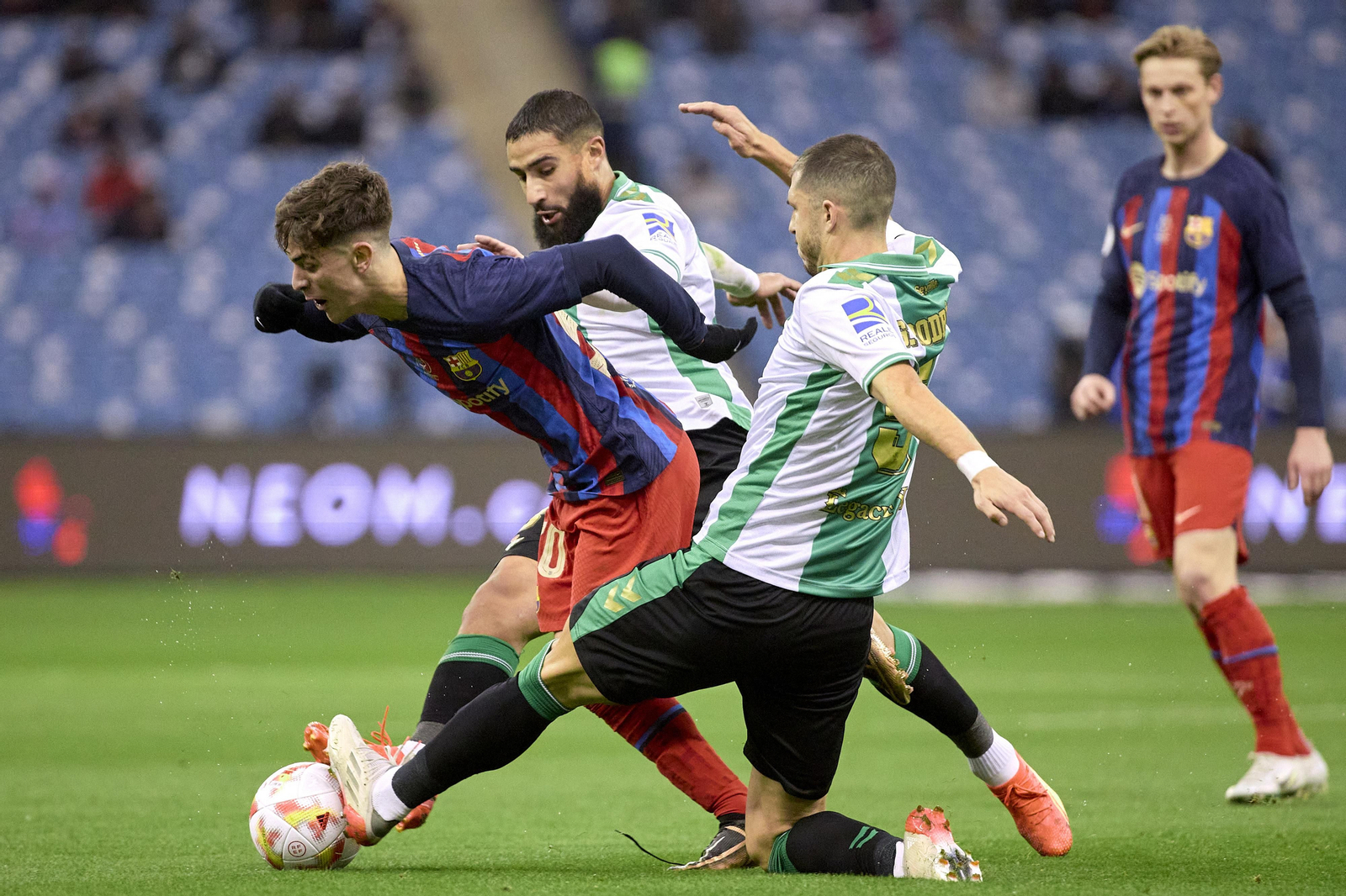 Las fotos de la primera parte del Betis - Barcelona