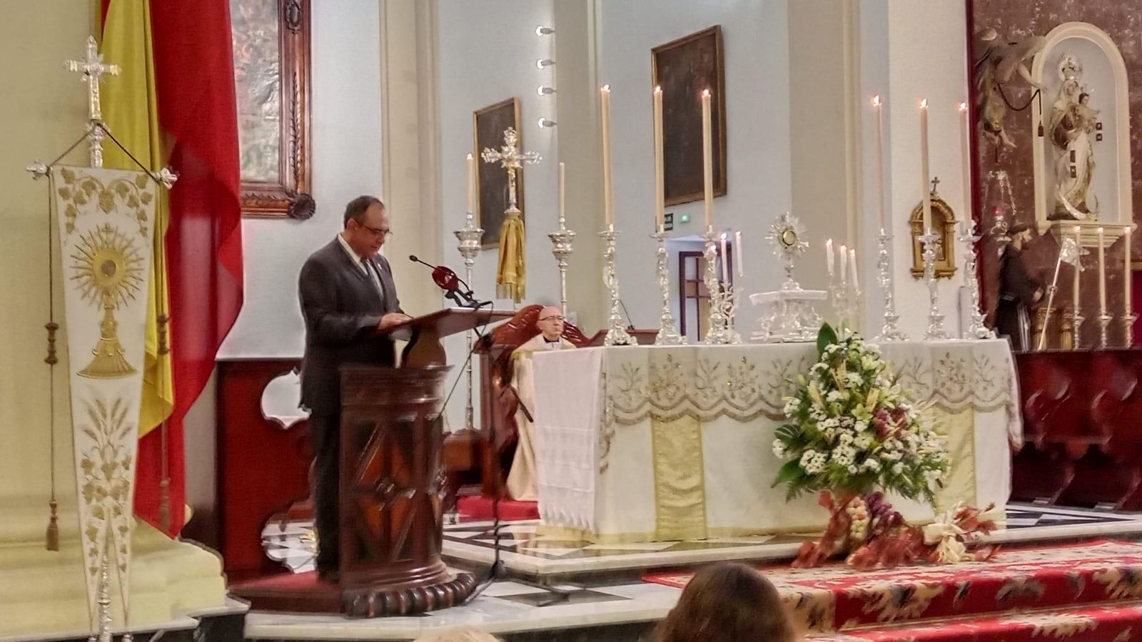 Acto de Exaltación a la Eucaristía celebrado en San Fernando Acto de Exaltación a la Eucaristía celebrado en San Fernando