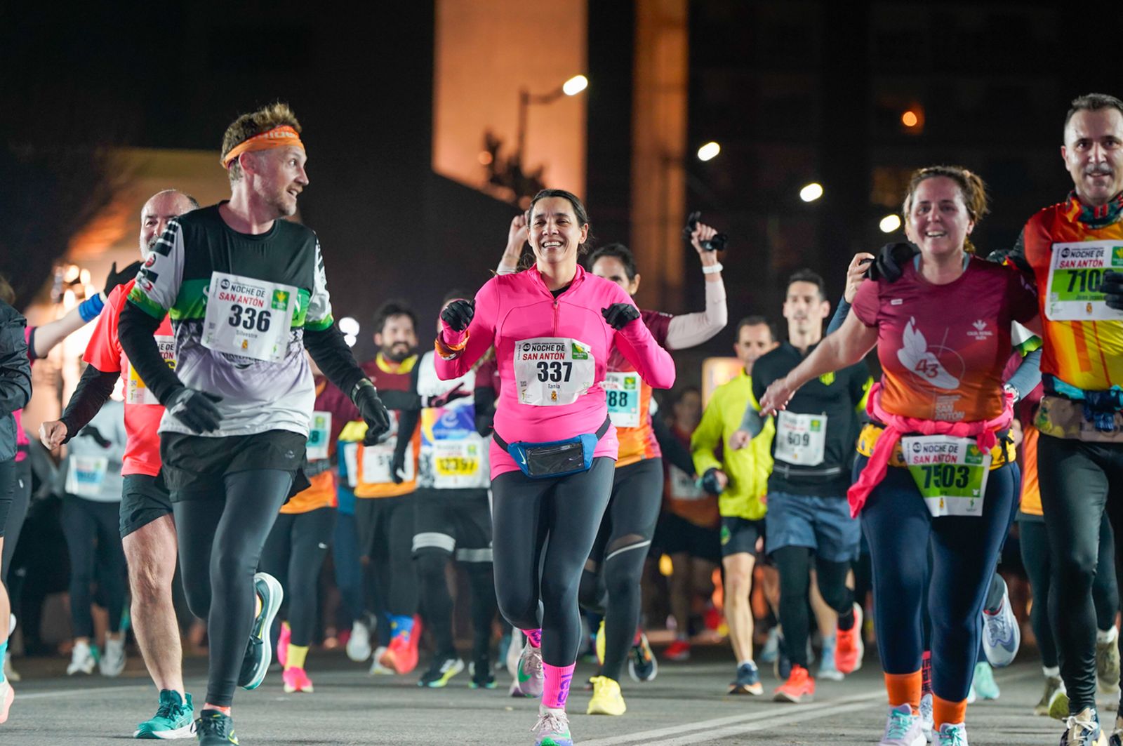 En imágenes: búscate en tu llegada a meta de la Carrera de San Antón 2026 (16)