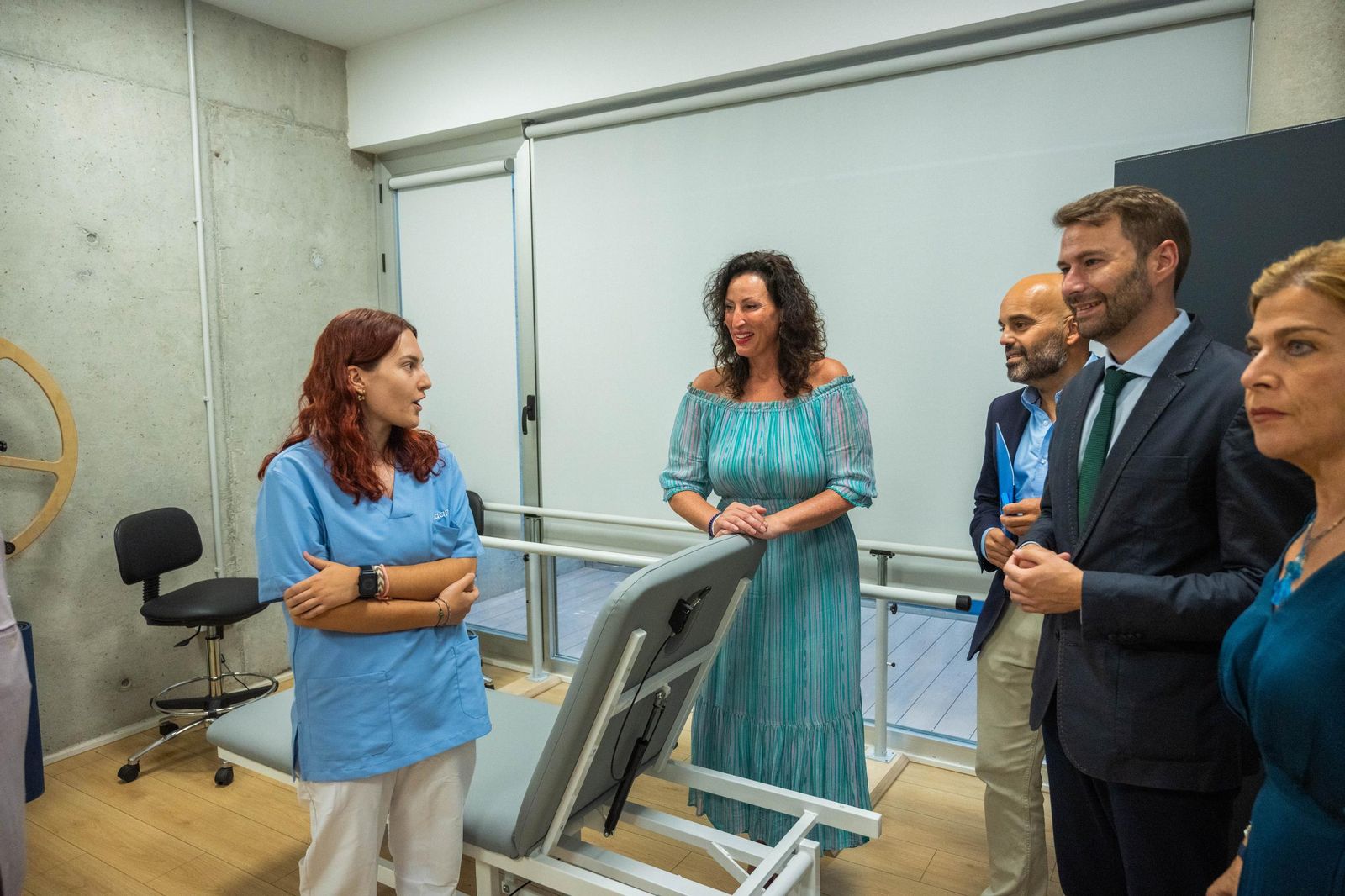 Alcaldesa de Almería, María del Mar Vázquez, durante su visita al Espacio Alma.