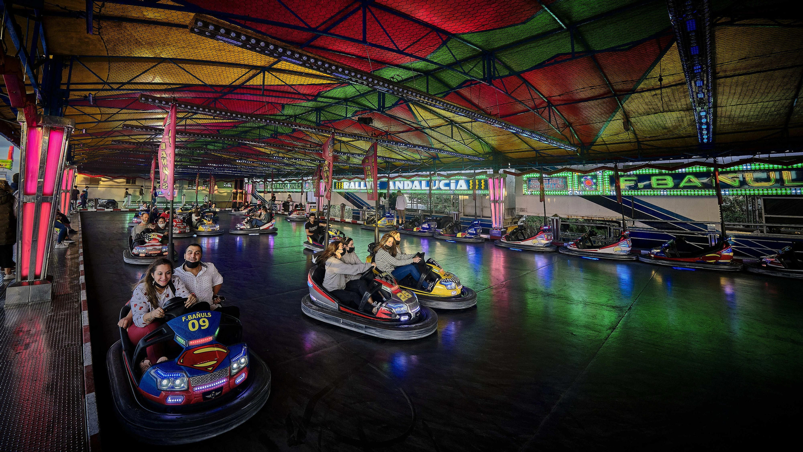 Vive Park, el parque de atracciones itinerante instalado en Chiclana.