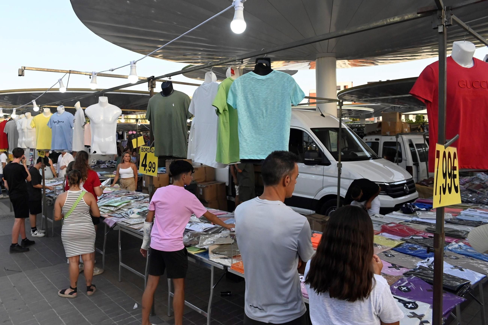 El mercadillo nocturno de las Setas de Córdoba en agosto