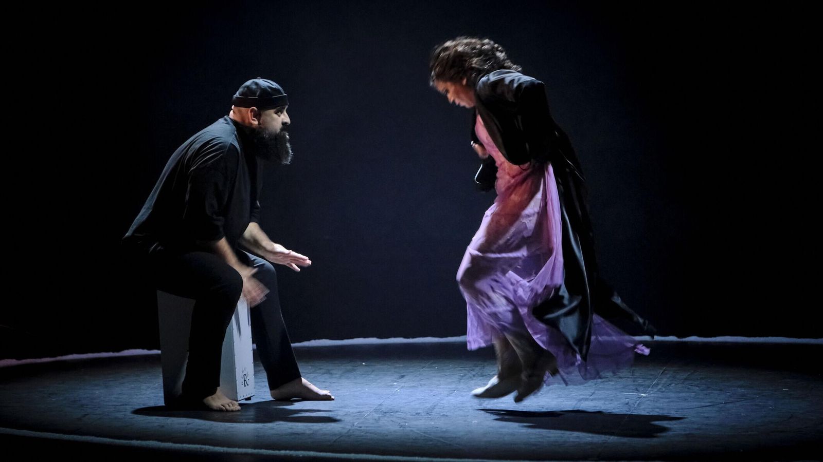 Manu Masaedo y María Moreno, en  'o../o../.o/o./o (soleá)’ en el Falla.