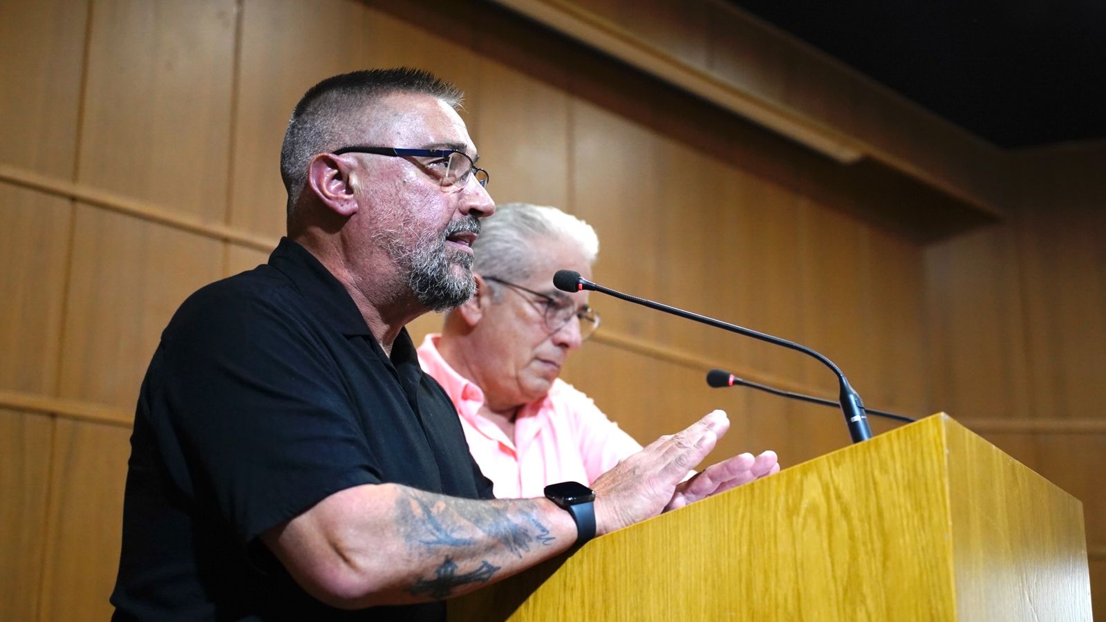 Fotos de la presentación del libro de Roberto Losada en el Auditorio Millán Picazo