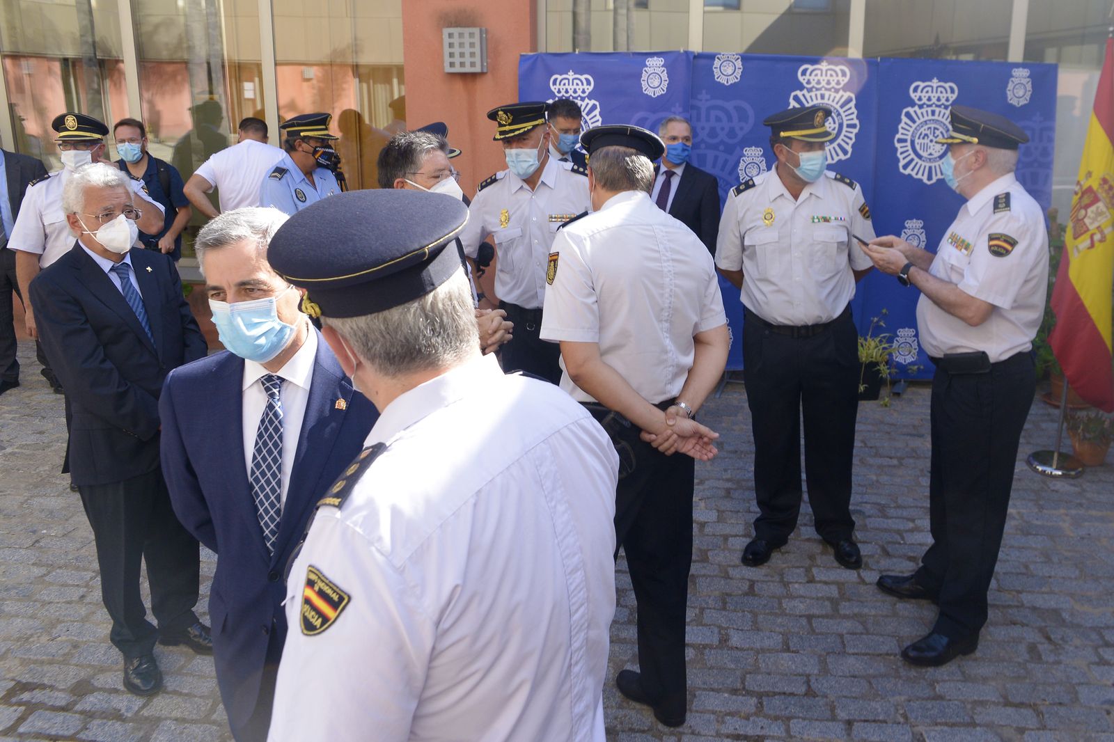 Fotos de la toma de posesion del cargo del nuevo comisario de la Policía Nacional