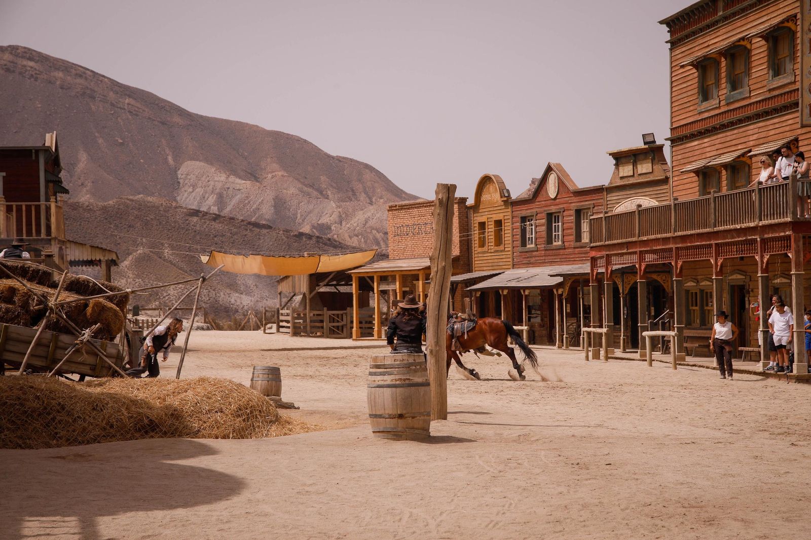 Imágenes del museo a los grandes empresarios y familias históricas de Almería