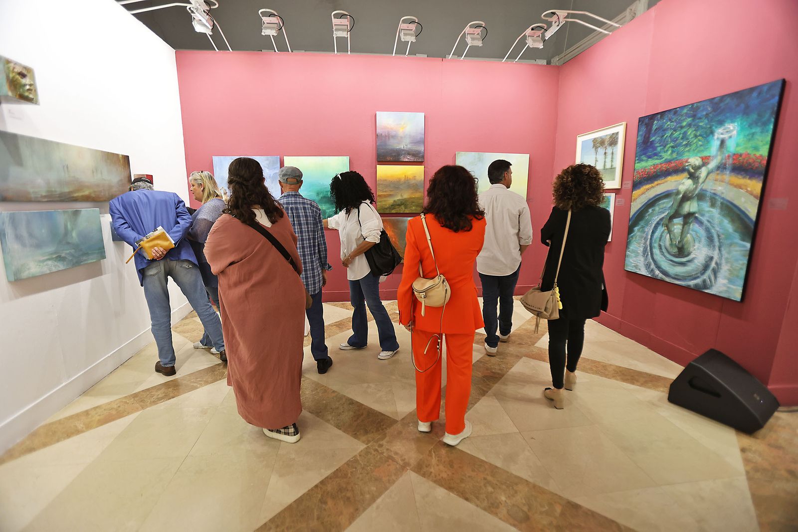 Imágenes de la inauguración de la muestra 'Camino de Perfección' del pintor Antonio Belmonte