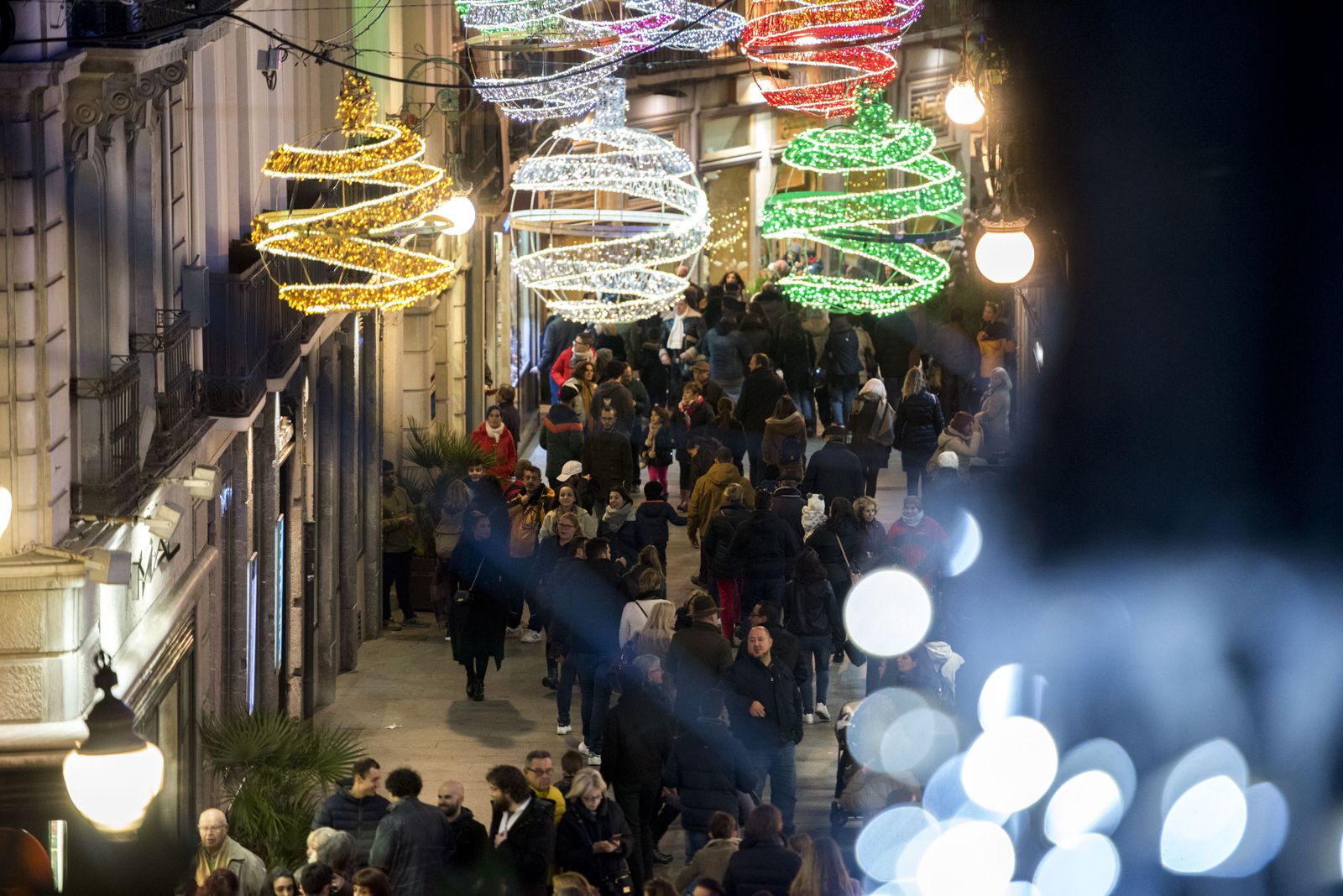 El Ayuntamiento pide al Consultivo que anule el contrato de la iluminación de Navidad de 2018