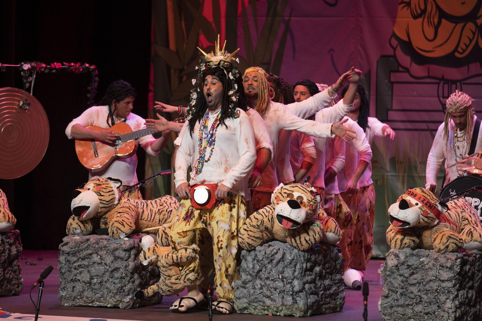 Imágenes de la actuación de la murga de Ayamonte 'Todo a zen!' en el Carnaval Colombino