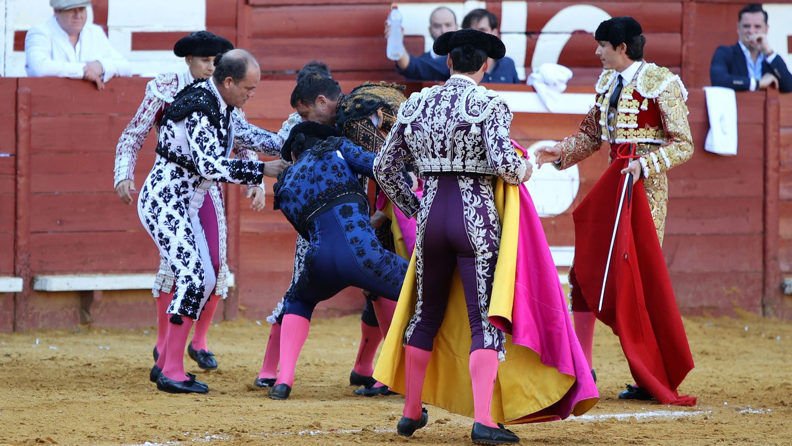 Última tarde de toros de la Feria de Jerez 2024 con Morante, Manzanares y Castella