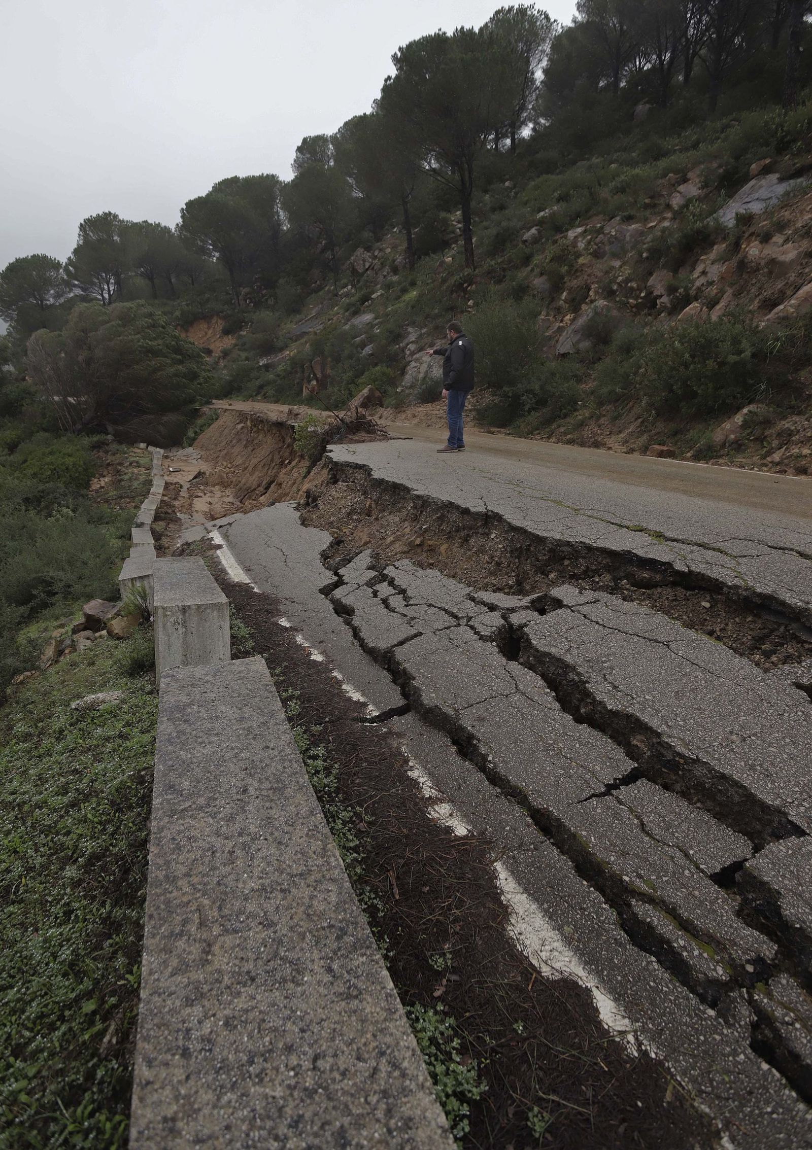 Fotos de los desperfectos provocados por las borrascas en Jimena de la Frontera