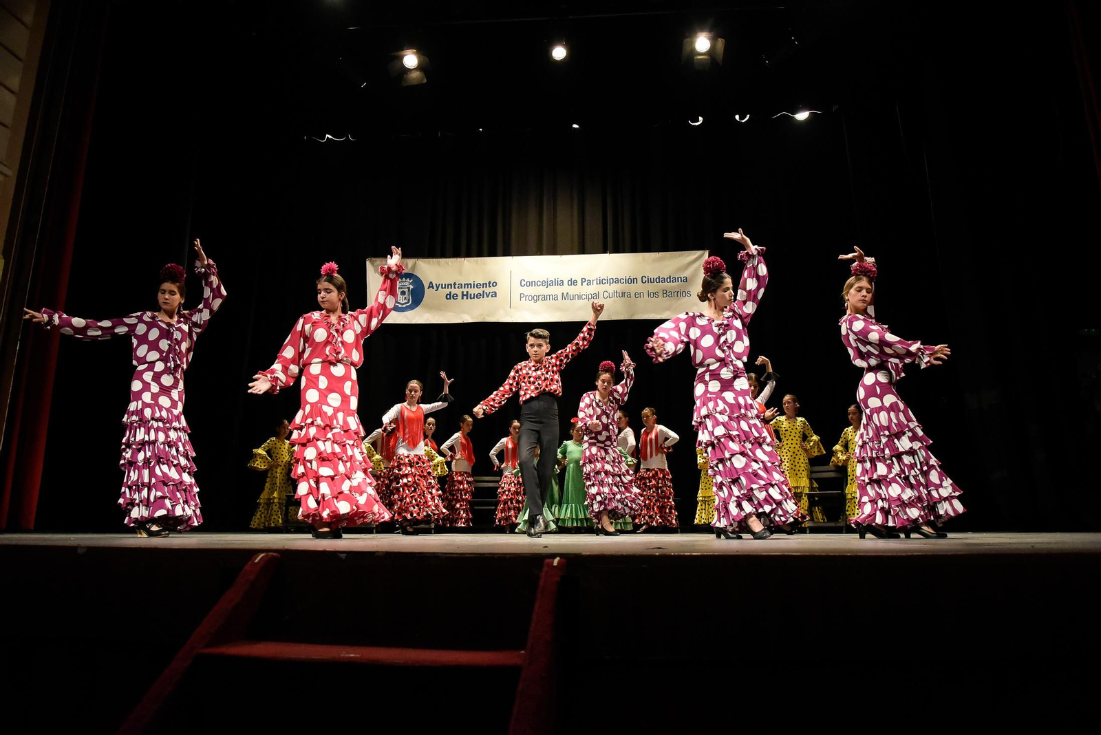 Imágenes de las actividades fin de curso en Cultura en los Barrios
