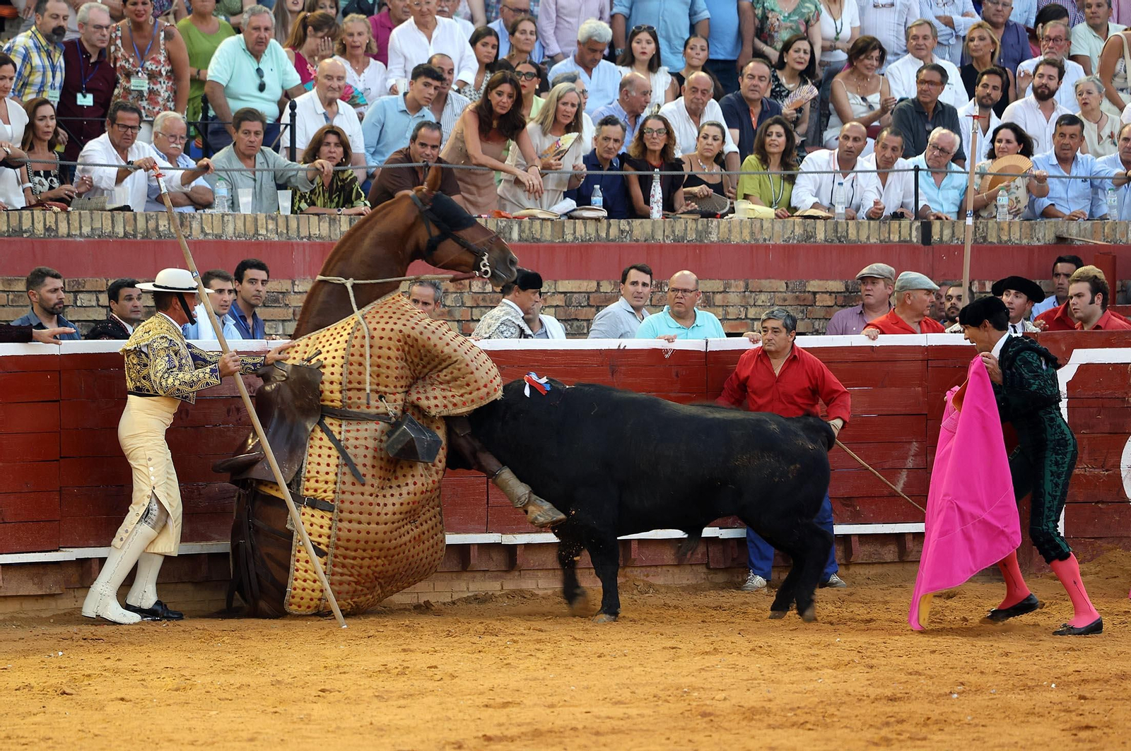 Toros La Merced 2025: Imágenes de la Corrida de Toros de Morante de la Puebla, Daniel Luque y Juan Ortega