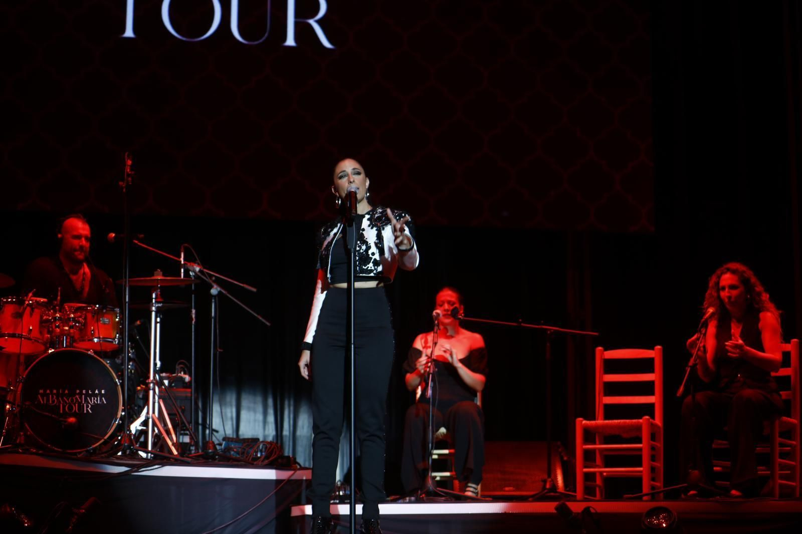 El concierto de María Peláe en el Festival de la Guitarra de Córdoba, en imágenes