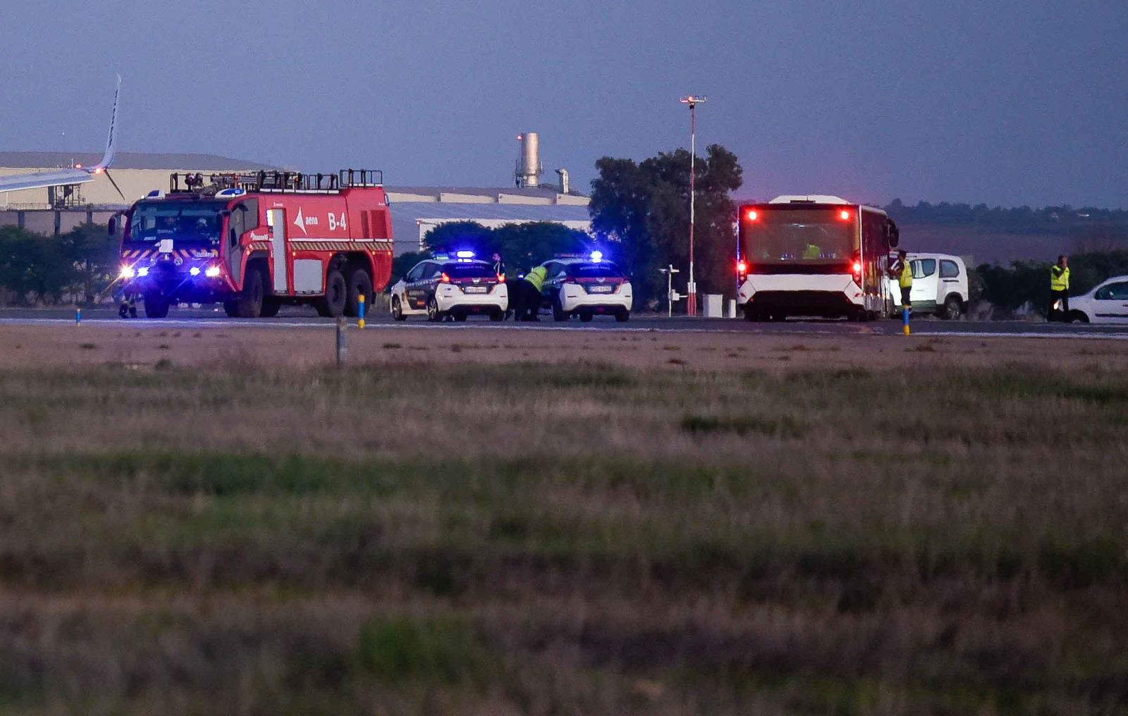 Aterrizaje de emergencia de un avión en Sevilla