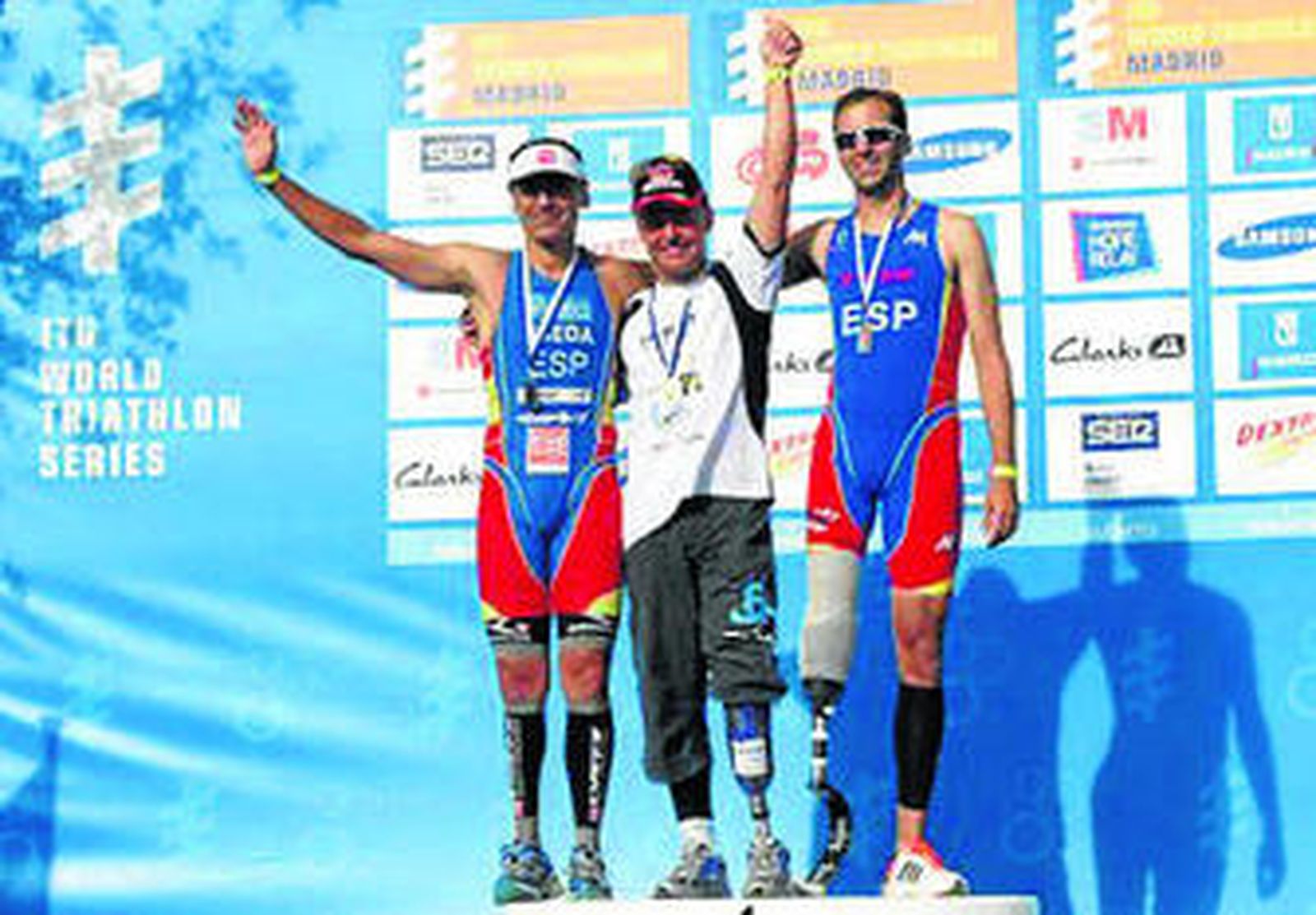 Úbeda, primero por la izquierda, fue segundo en Tri5.