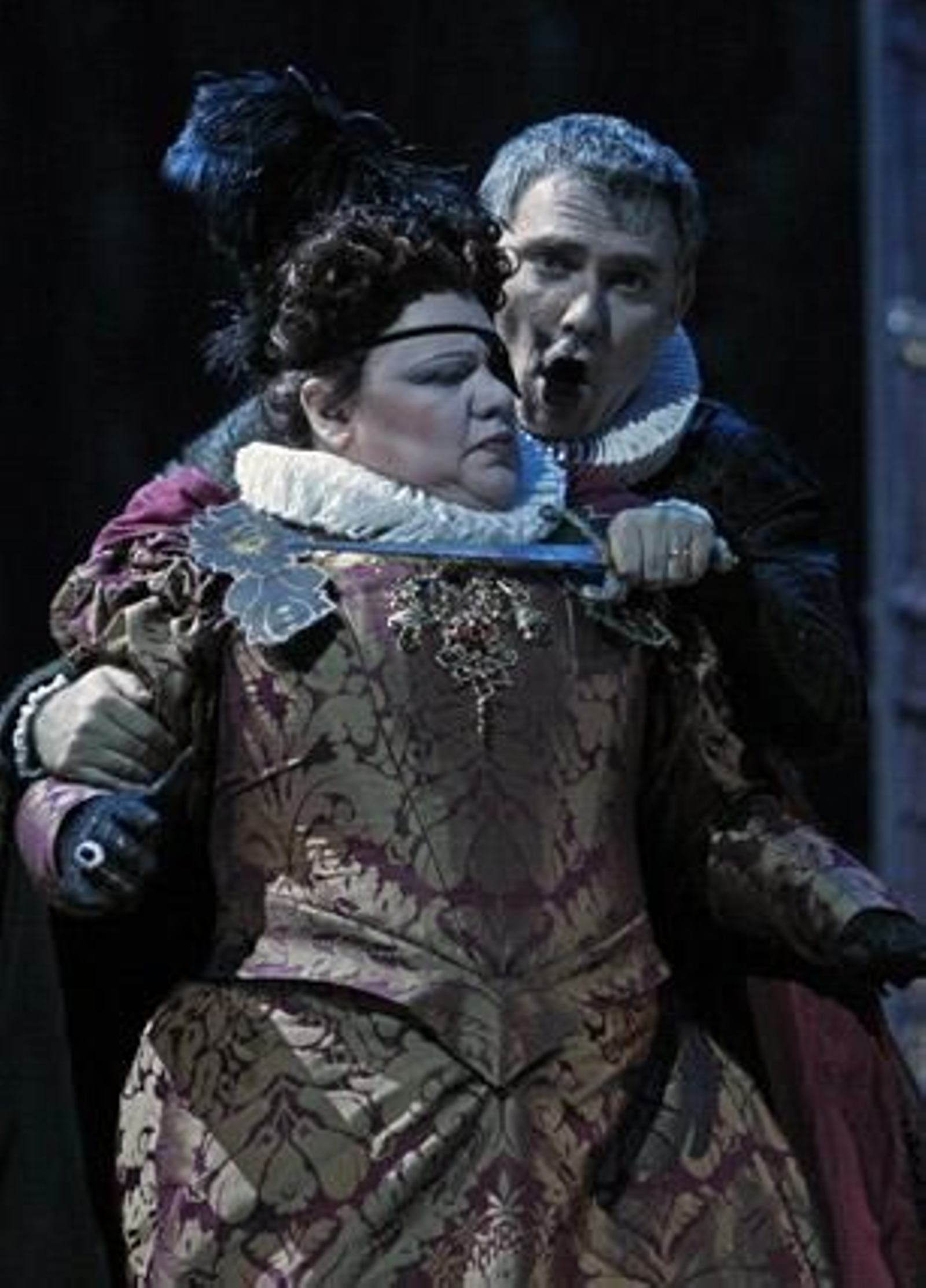 Imágenes del montaje de 'Don Carlo' en el Teatro de la Maestranza. / Antonio Pizarro