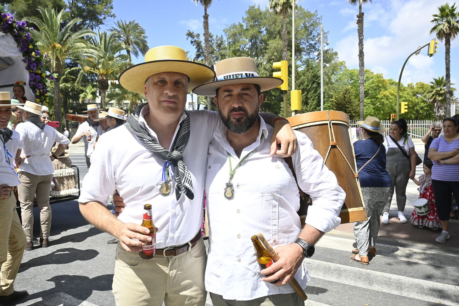 Todos los rocieros de la comitiva de la Hermandad de Huelva, en imágenes