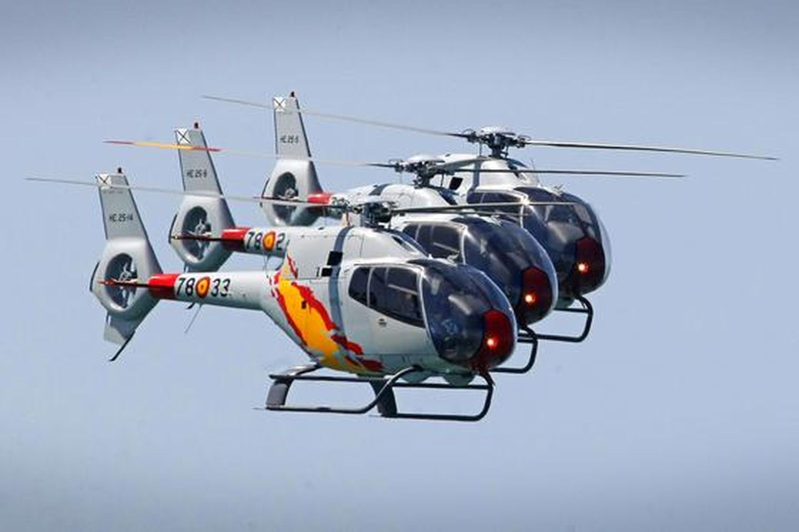 190.000 personas disfrutan del III Festival Aéreo en la playa de la Victoria. /Foto: Julio González