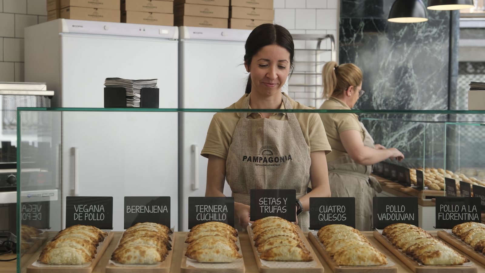 Tampoco faltan las empanadas con relleno vegano