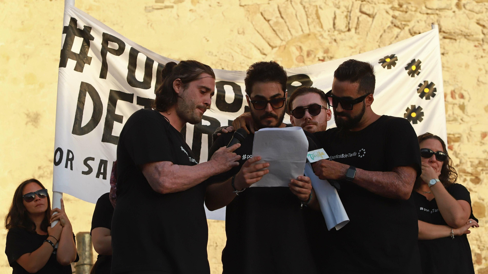 Manifestación por los 8 de Tarifa