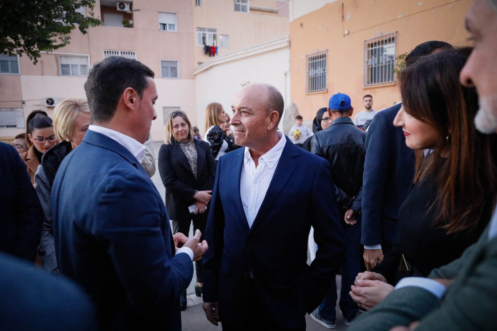 Imágenes del monolito en homenaje a las víctimas de violencia de género