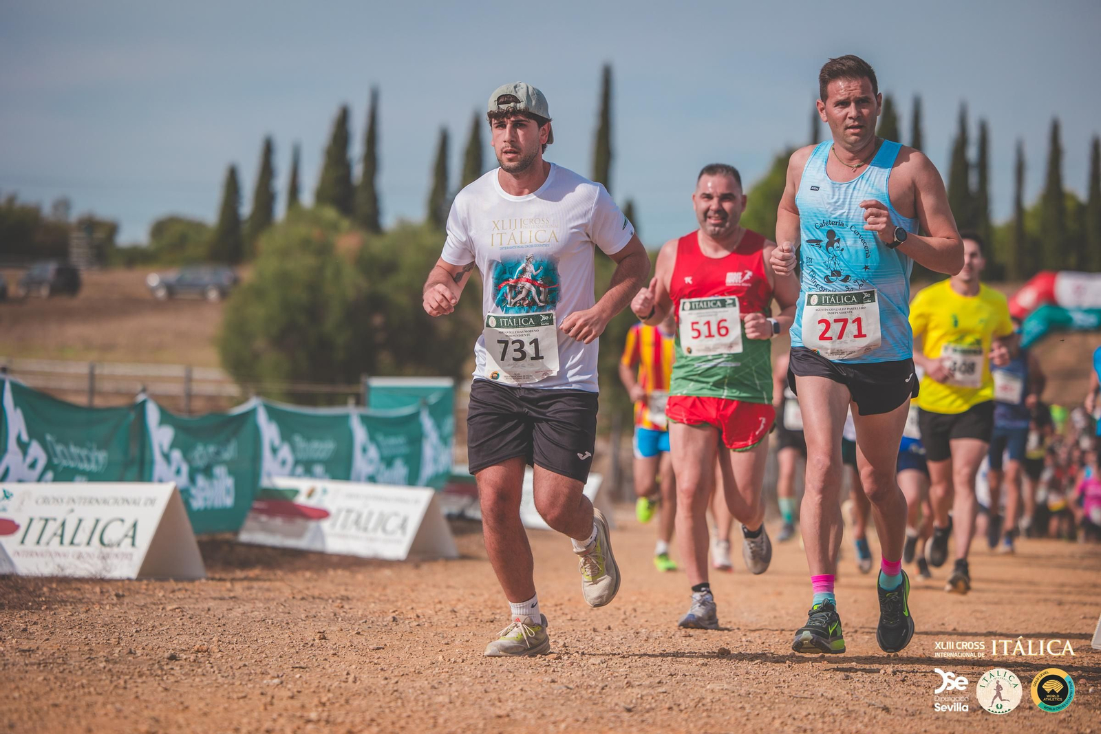 Búscate en las fotos del Cross de Itálica 2025 | 2
