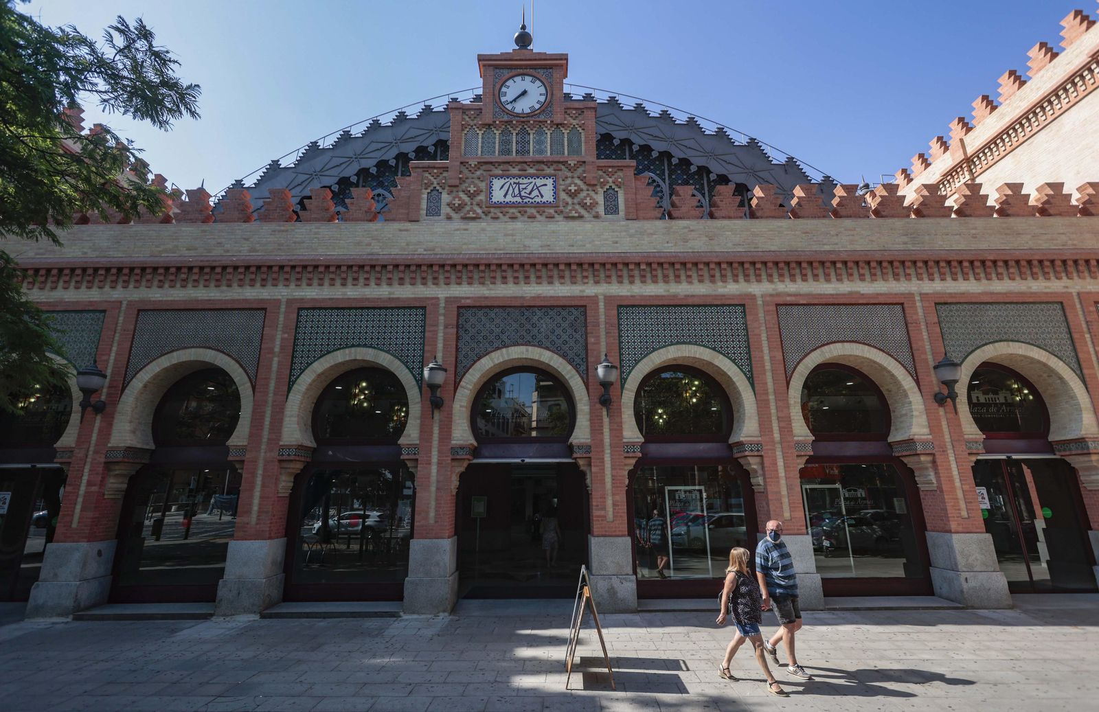 Fotos: Así luce el exterior de Plaza de Armas tras acabar los trabajos de conservación