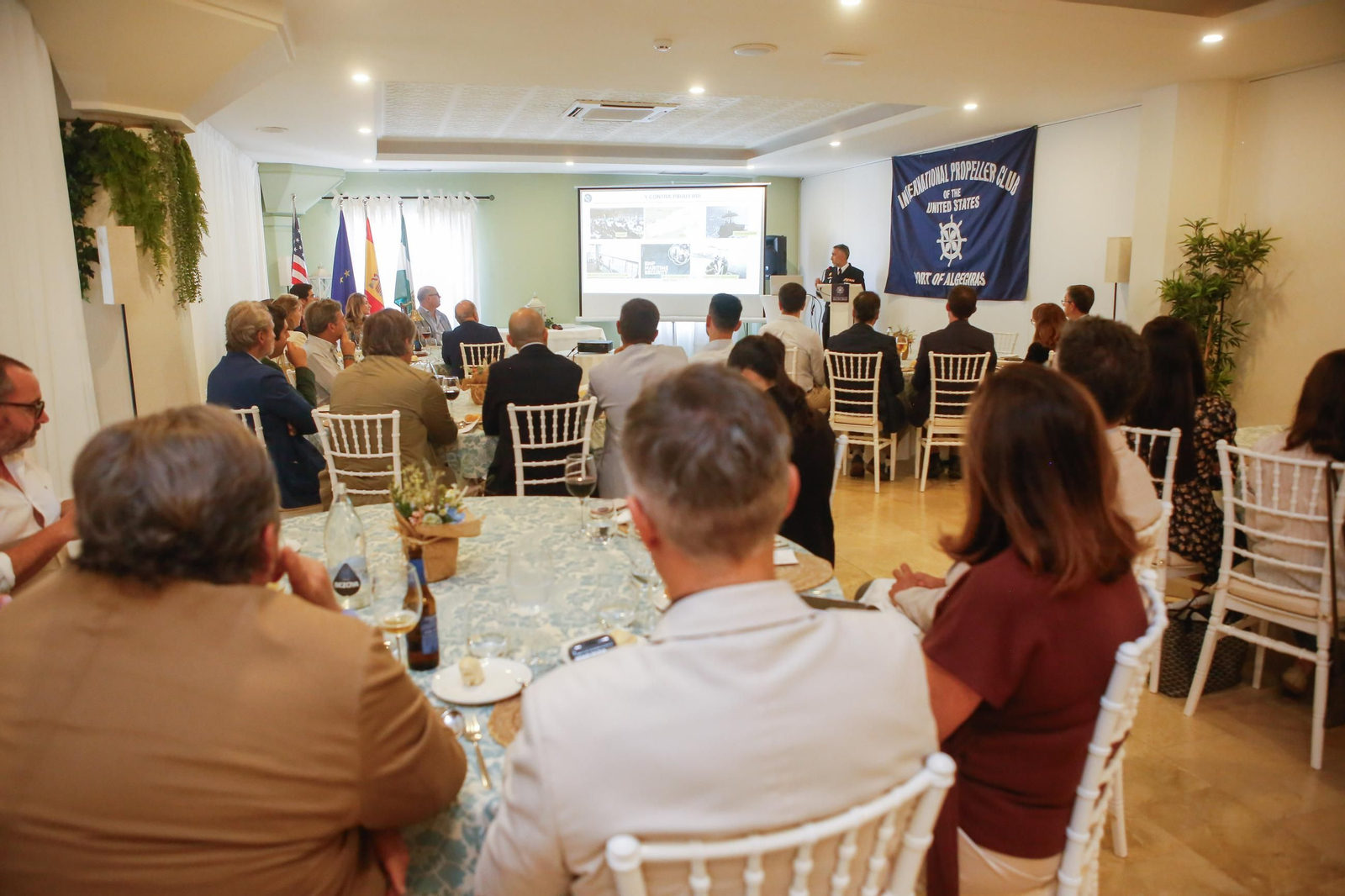 Las fotos del almuerzo del Propeller Club de Algeciras con Fernando García Rodríguez, jefe de Estado Mayor de la Operación Atalanta