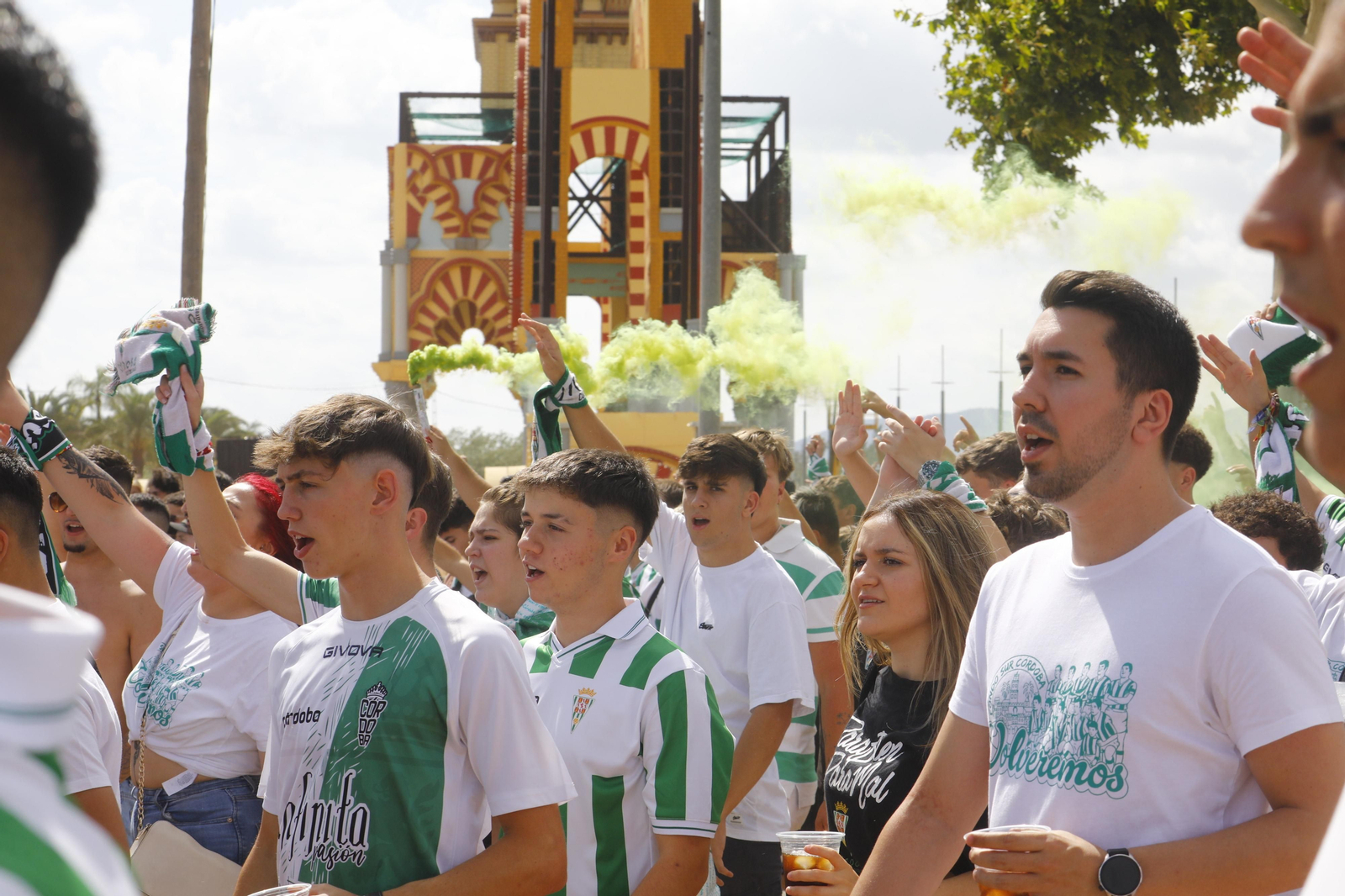 Las mejores fotos de la 'Fan Zone' del Córdoba CF antes del partido ante la Ponferradina