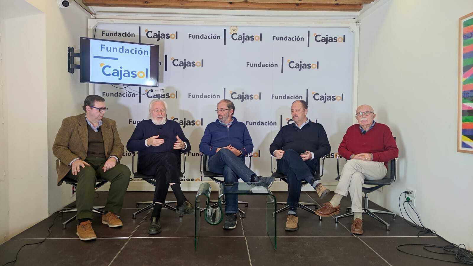 Hoy Café del Correo en 8TV sobre encuestas de las elecciones municipales