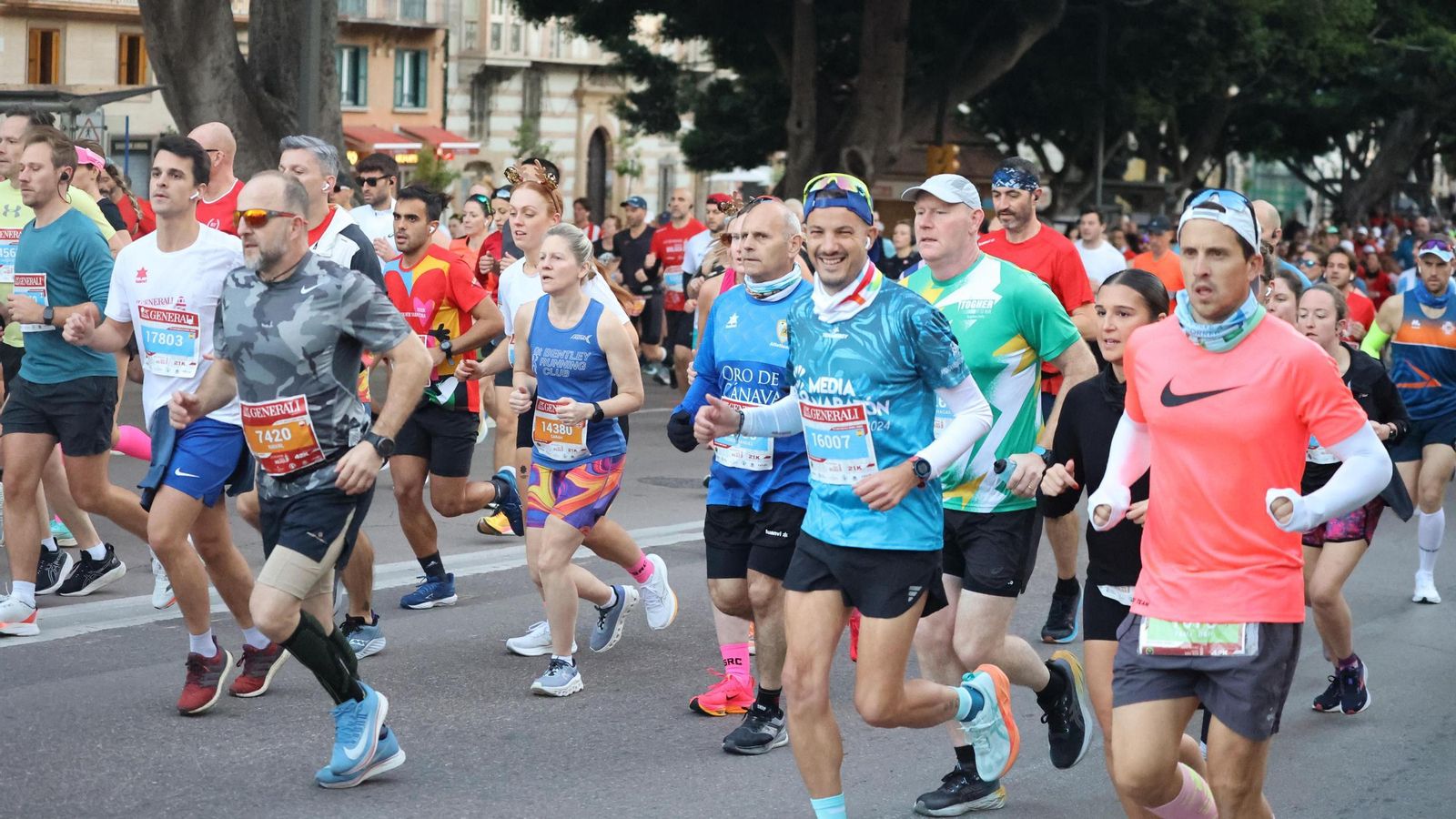 Las mejores fotos de la Maratón de Málaga 2024