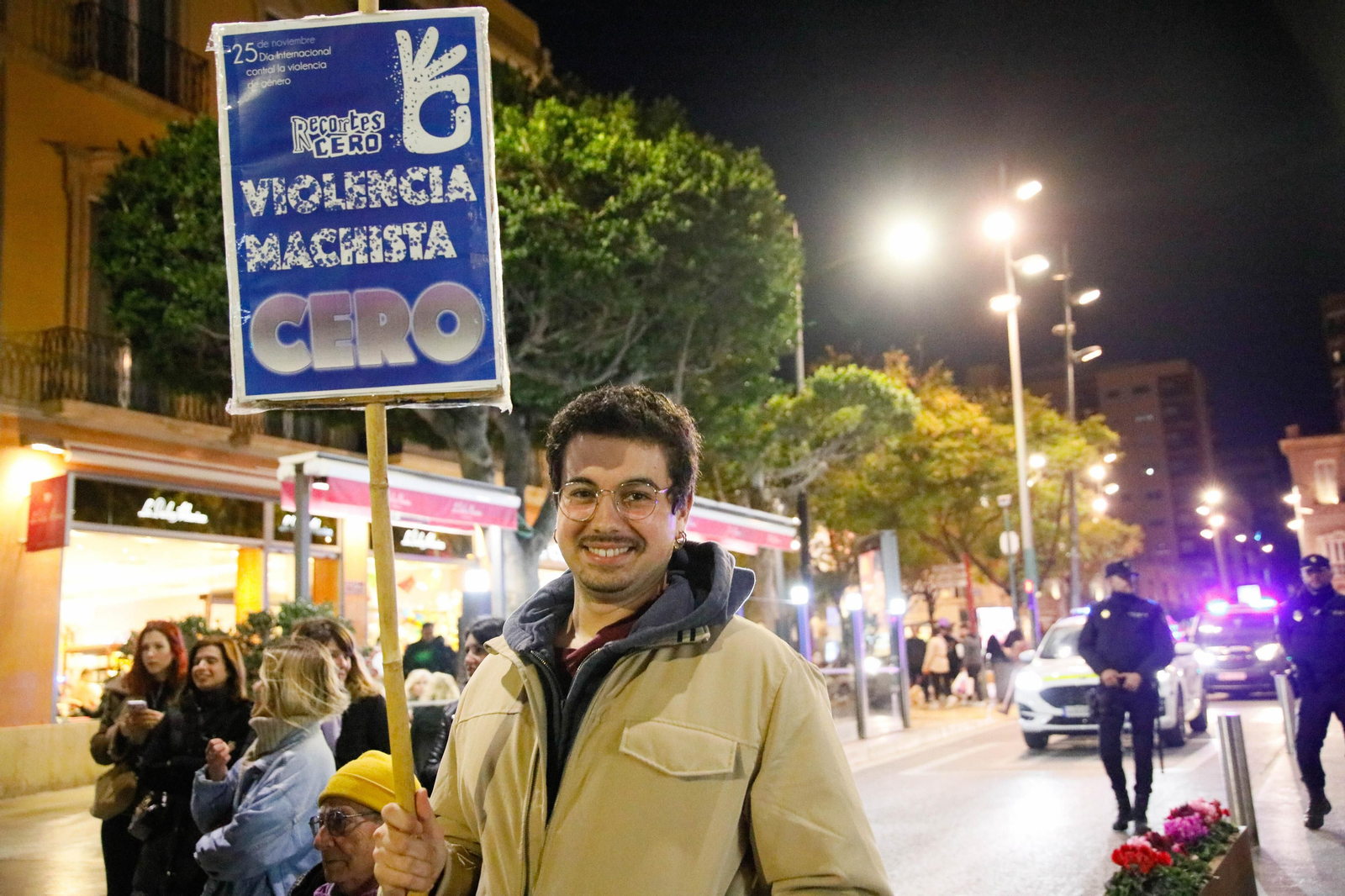 Galería de imágenes por el día de la mujer en Almería