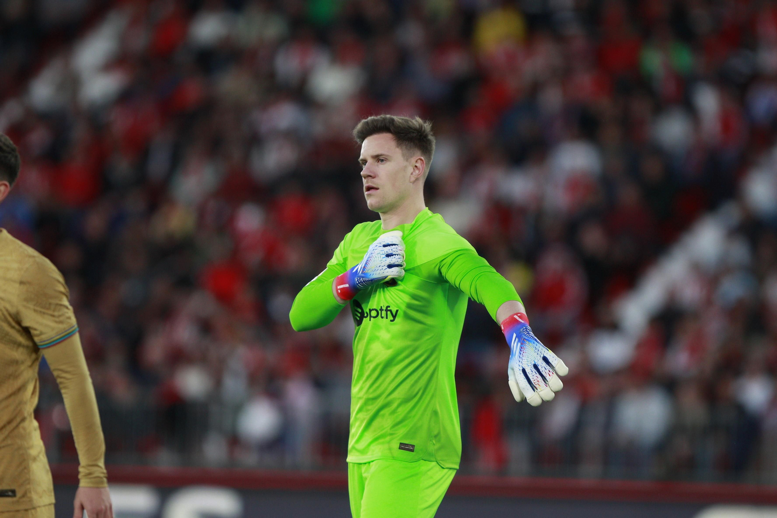 Imágenes de la victoria de la U.D. Almería ante el F.C. Barcelona