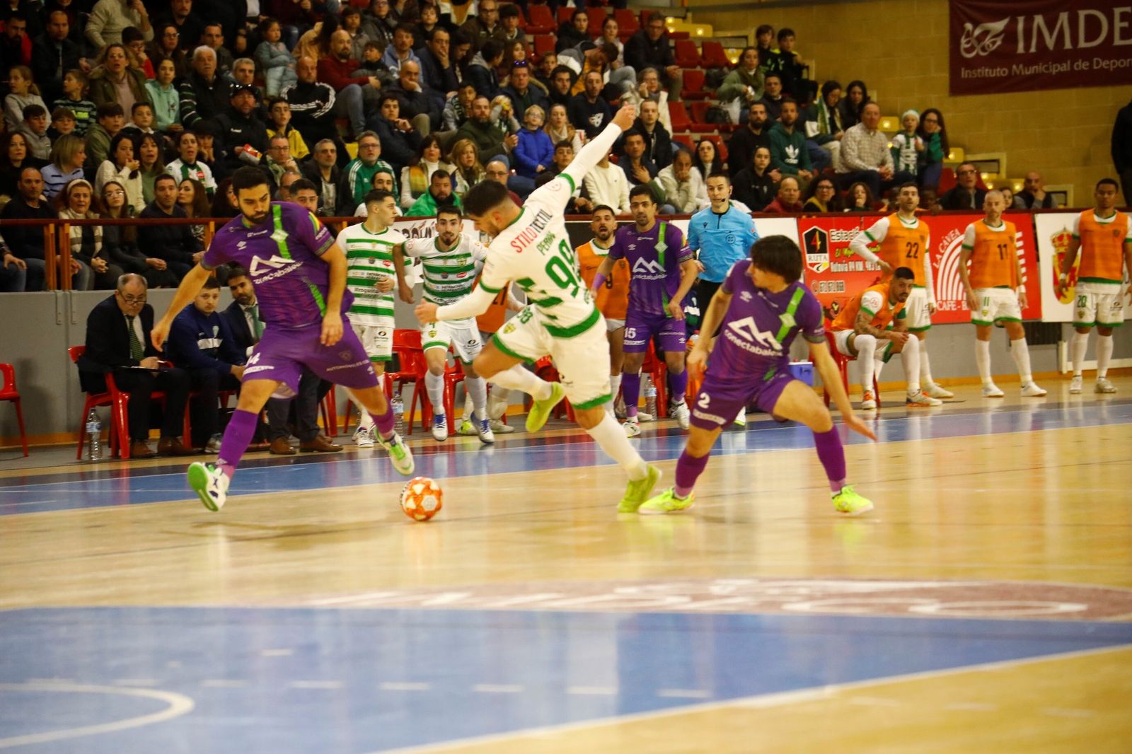 La derrota del Córdoba Futsal ante el Palma, en imágenes