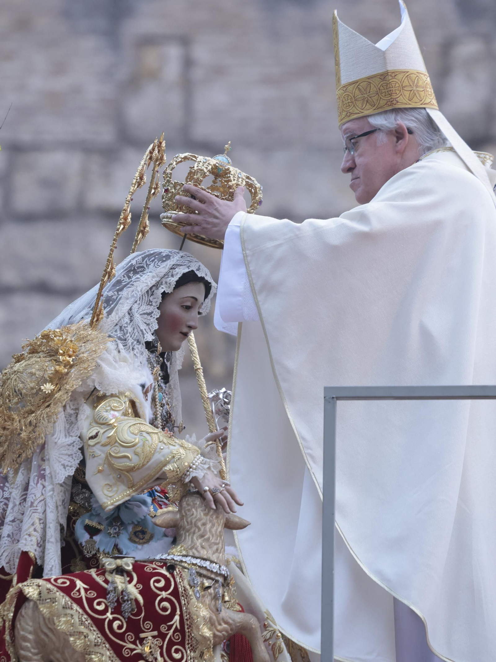 La Coronación de la Pastora de Santa Marina, en imágenes.
