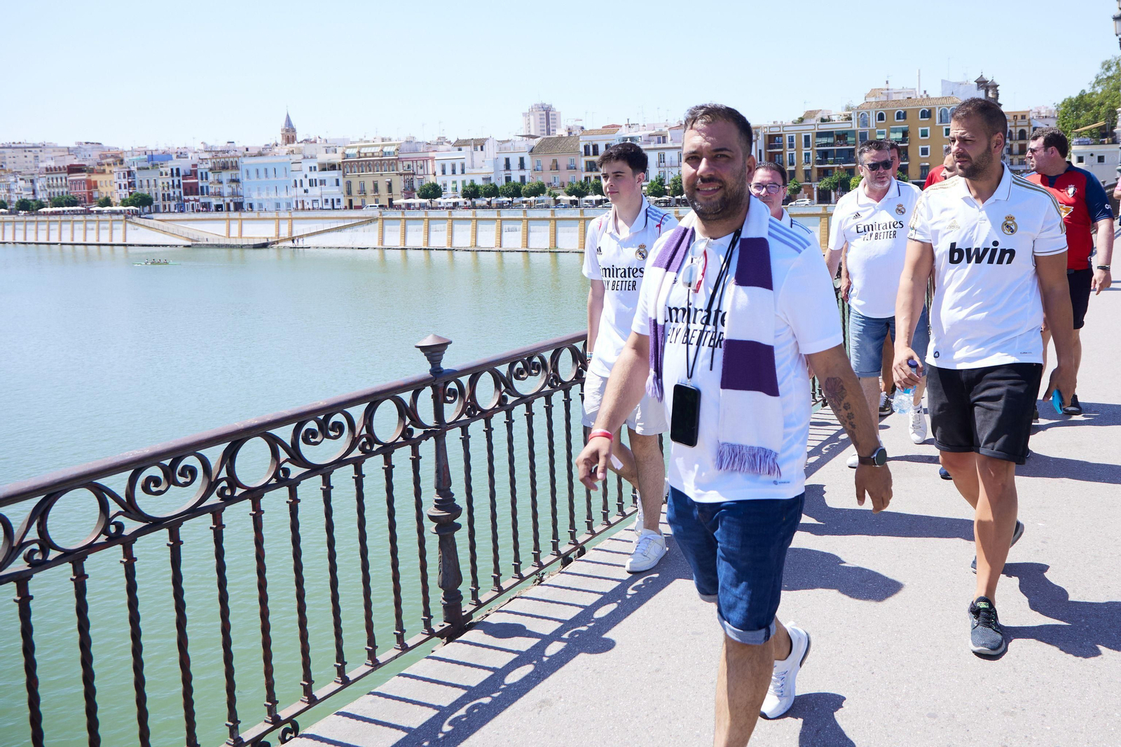 Las fotos de aficionados de Real Madrid y Osasuna el día de la final de Copa en Sevilla