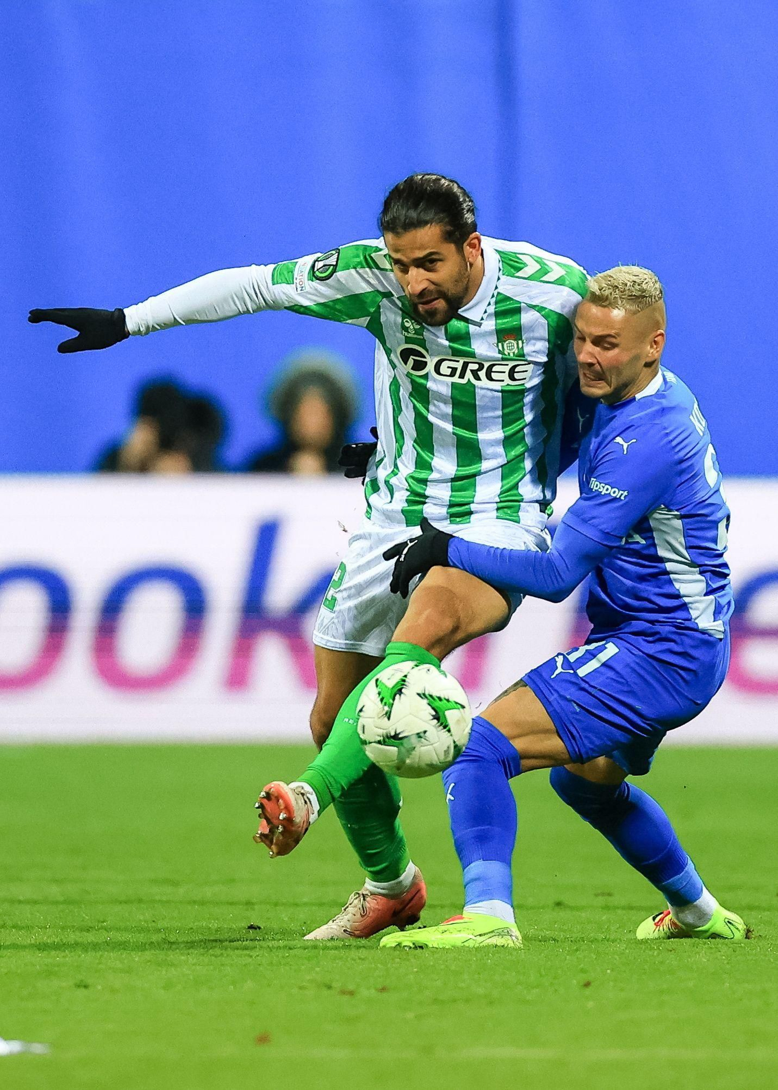 Las fotos del Mladá Boleslav - Betis de la Conference League