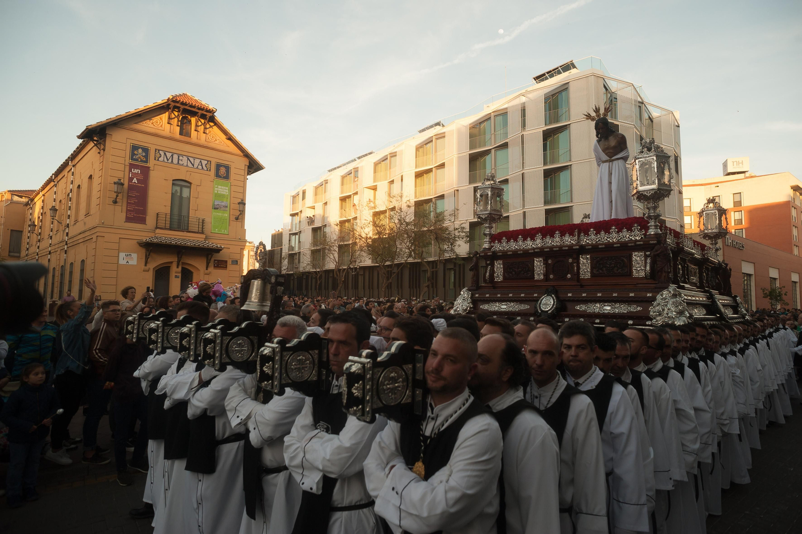 Las fotos de la Estrella en el Martes Santo en Málaga