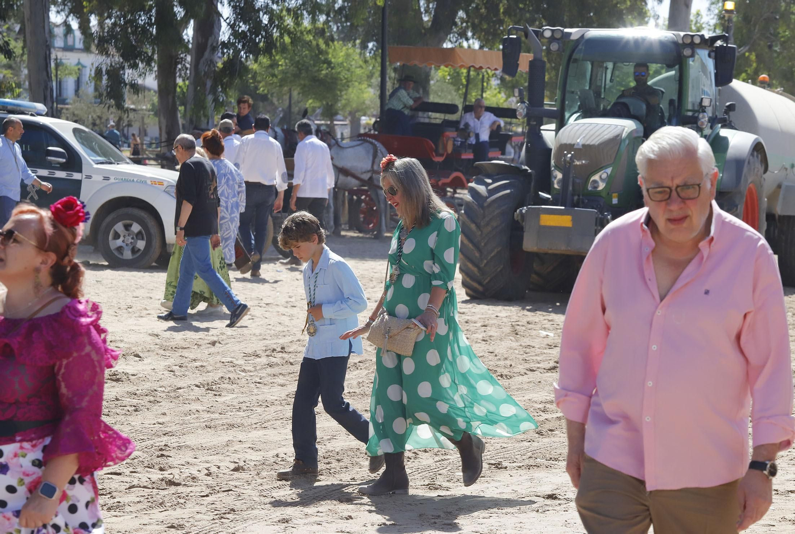 Ambiente en la aldea del Rocío en la jornada del sábado
