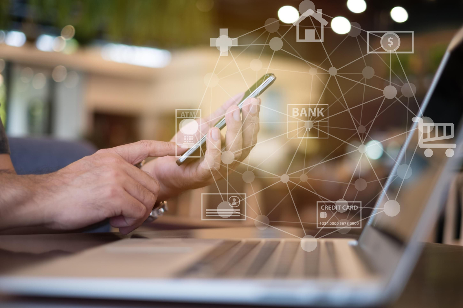 CaixaBank aboga por realizar las gestiones on line durante el estado de alarma.