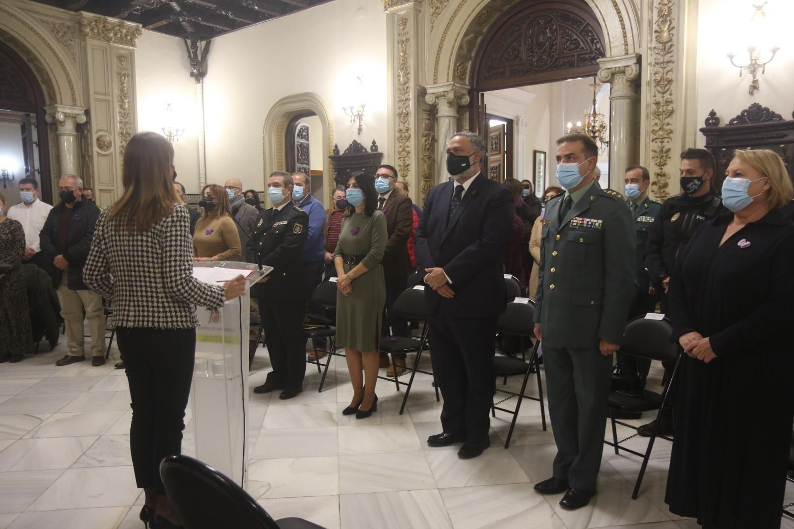 Fotos: las imágenes de la mañana del Día Internacional por la Eliminación de la Violencia Contra las Mujeres en Granada