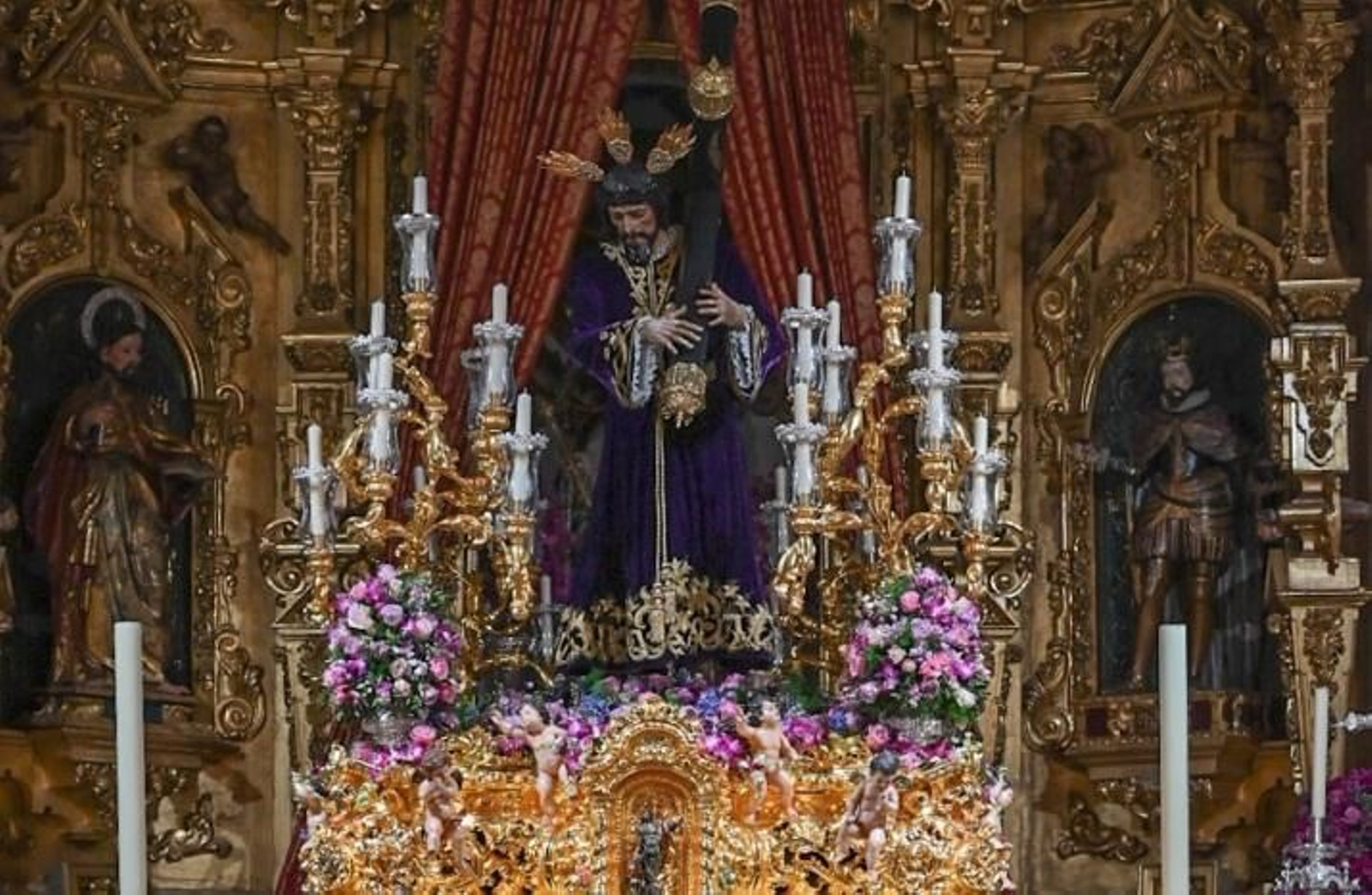 Jesús Nazareno a la espera de la misa estacional y posterior procesión