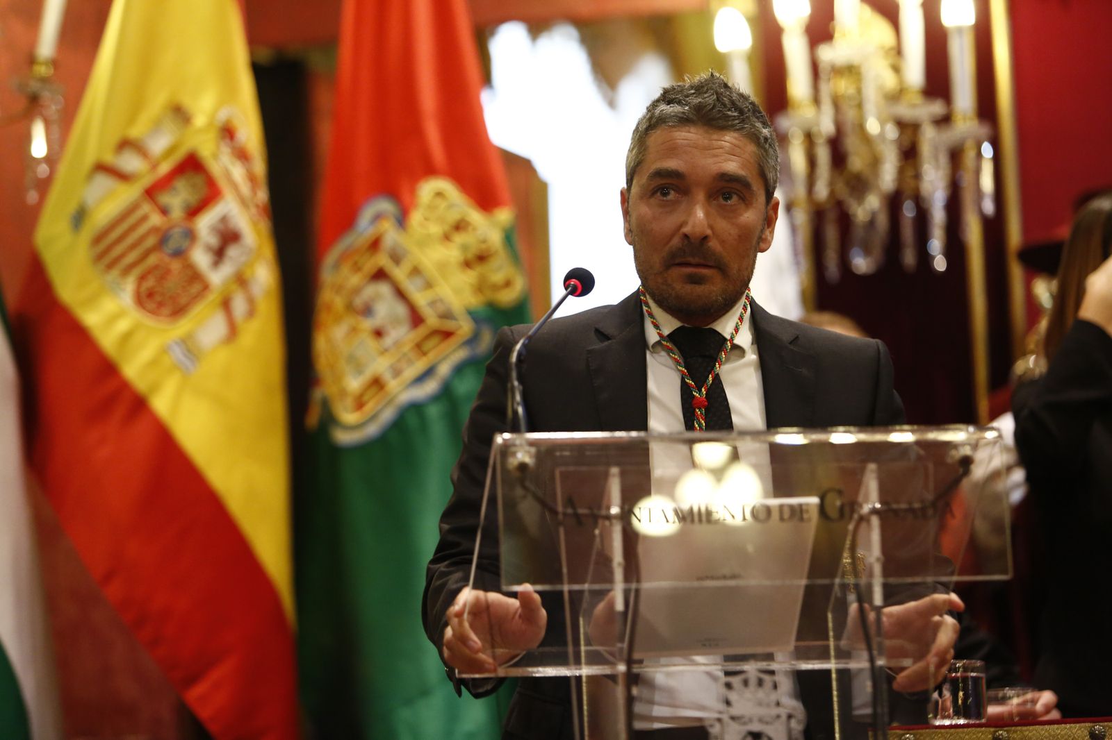 Las imágenes de la jornada de constitución del Ayuntamiento de Granada