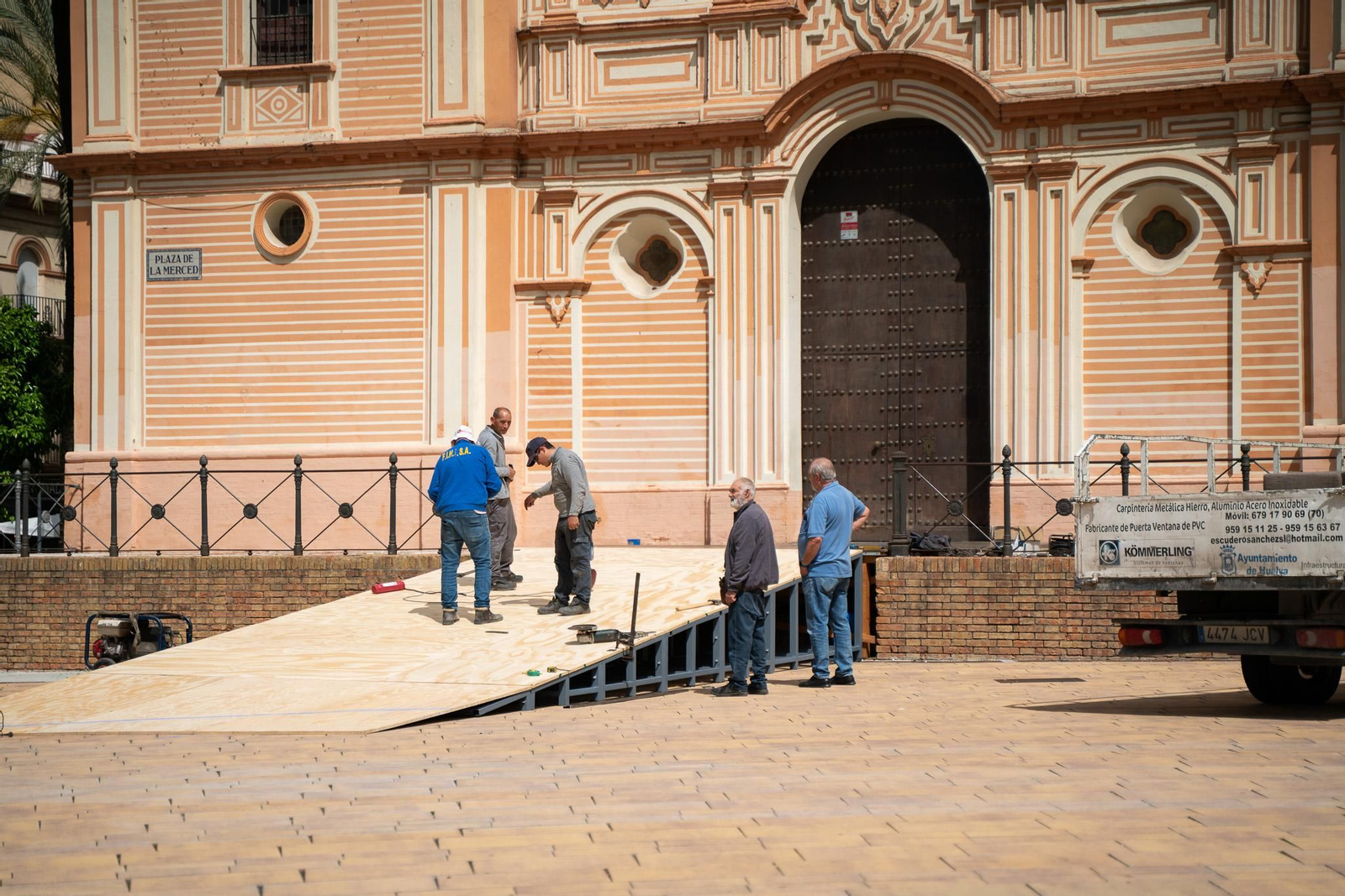 Imágenes del martes 8 de abril en Huelva