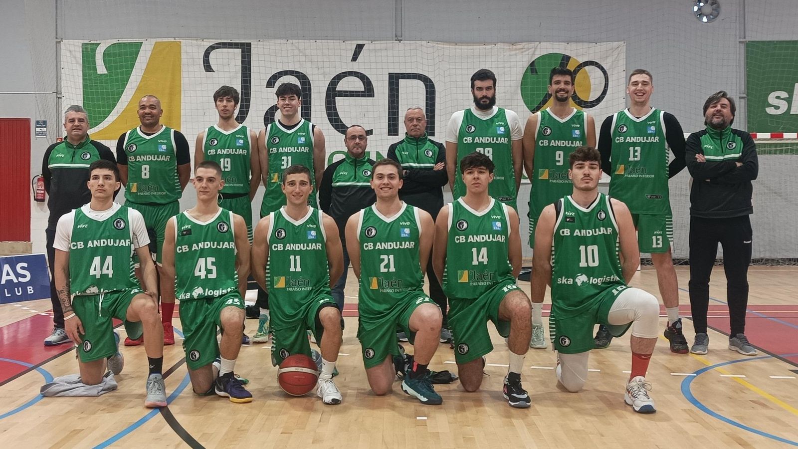 Plantilla del equipo de Liga EBA en la temporada 2023-24.