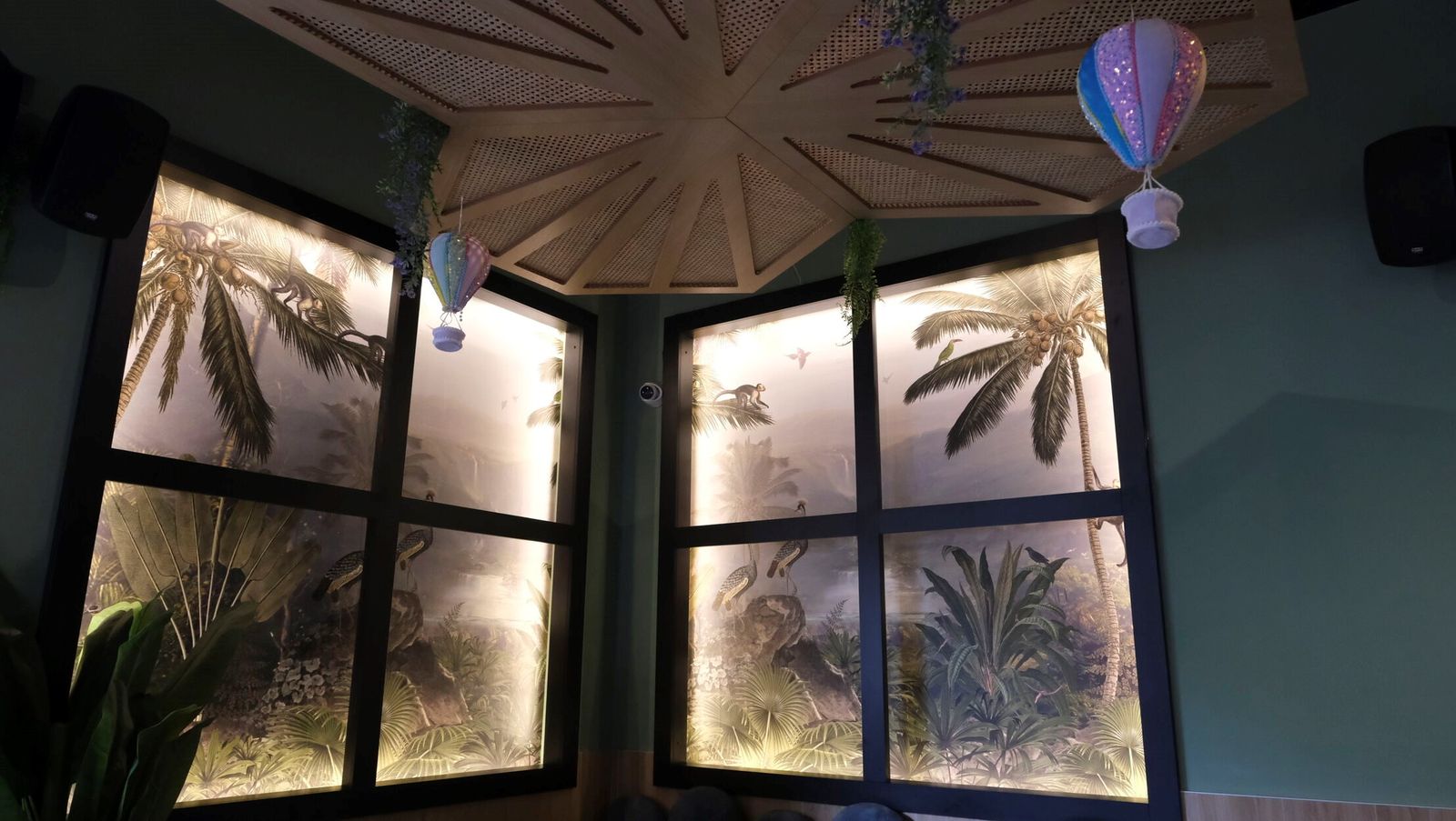 Craft Brunch & Drunch, Imperfecto Anticlub y Pícaro 213, locales de moda en la Vega y la Térmica, en imágenes