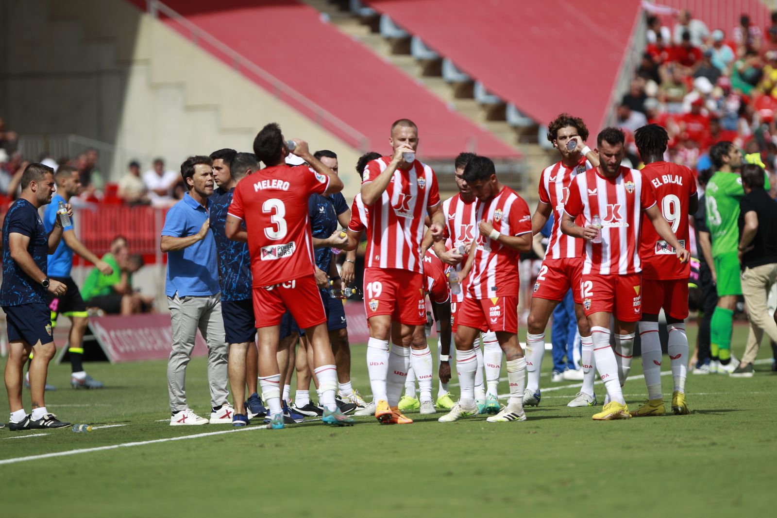 Imágenes de la U.D. Almería-Rayo Vallecano