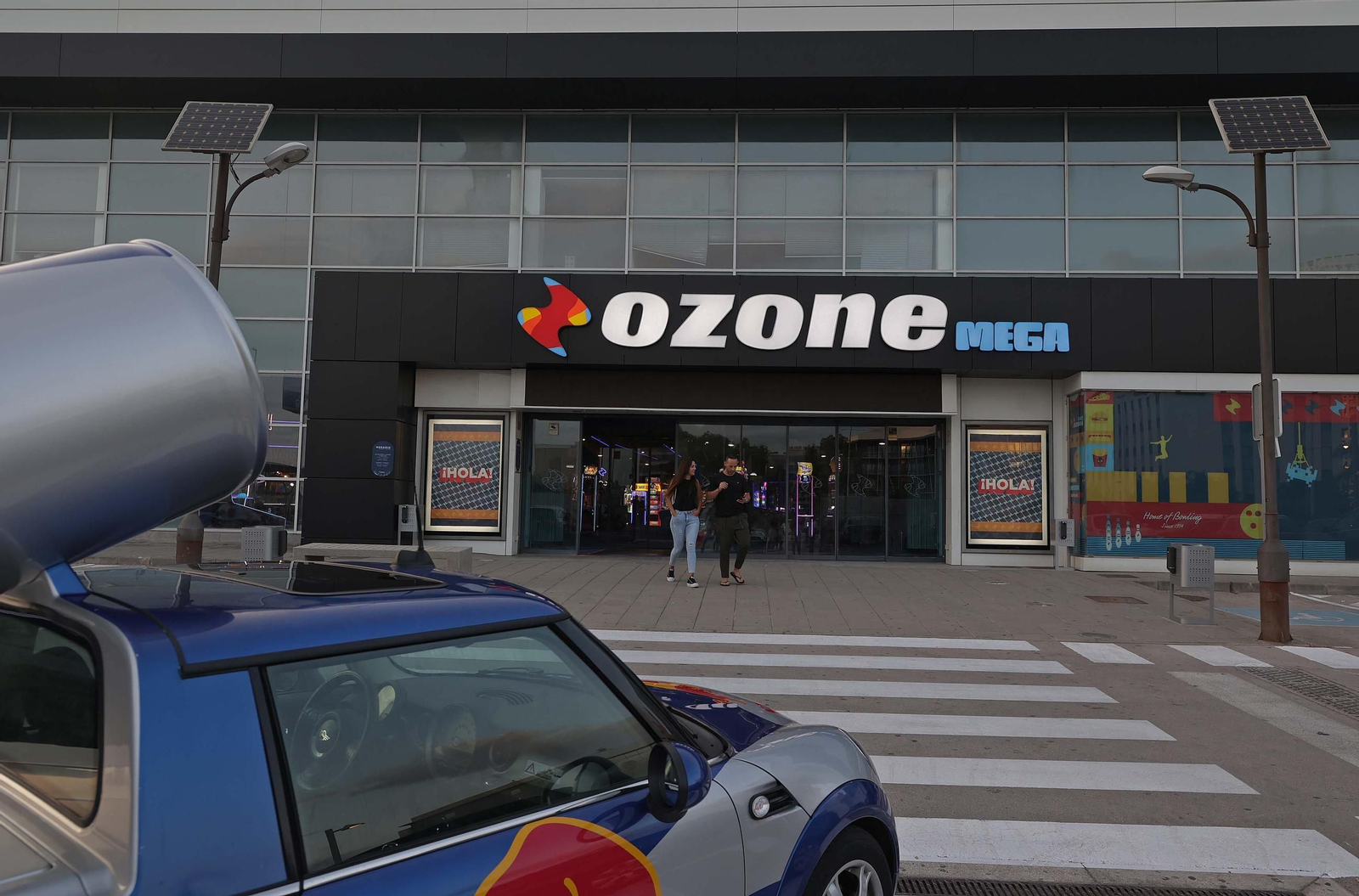 Fotos de la inauguración de Mega Ozone Browling en Los Barrios