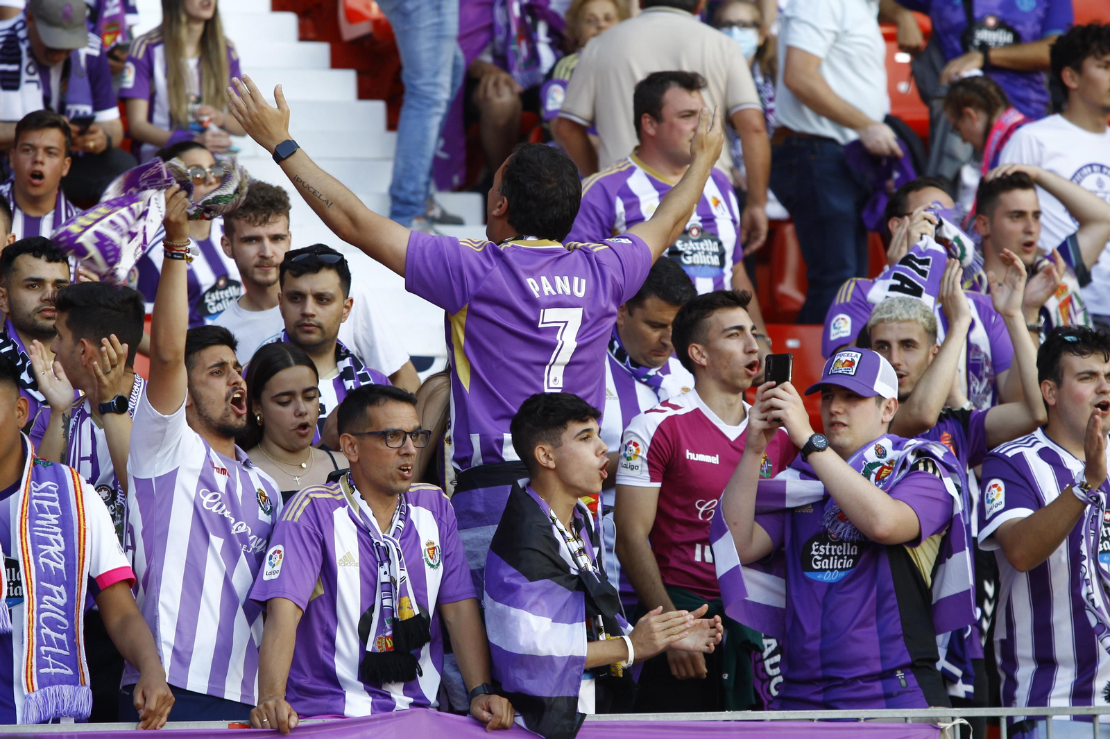 Imágenes del partido U.D. Almería-Real Valladolid C.F.